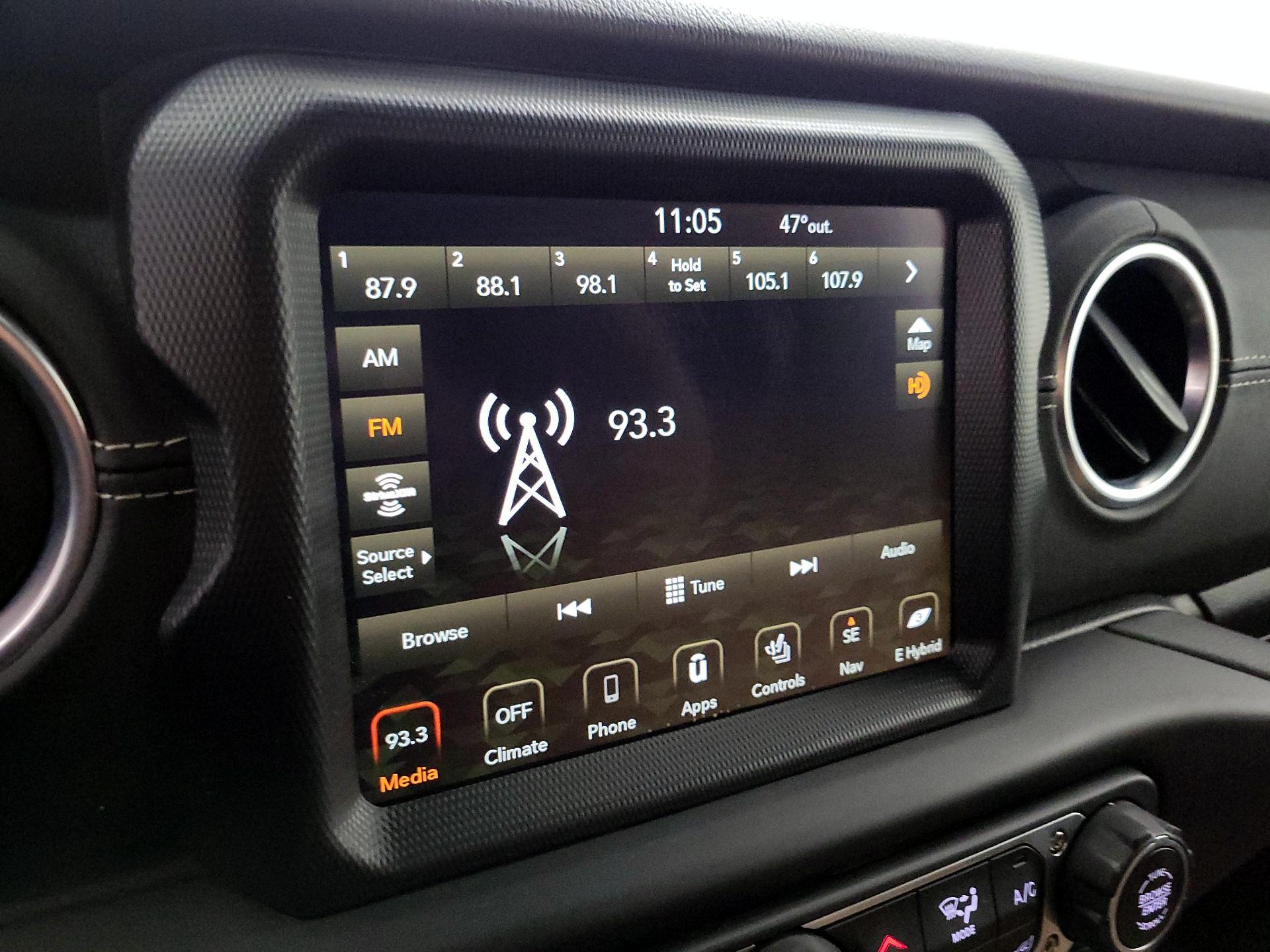 Thumbnail: 2023 Jeep Wrangler - 16