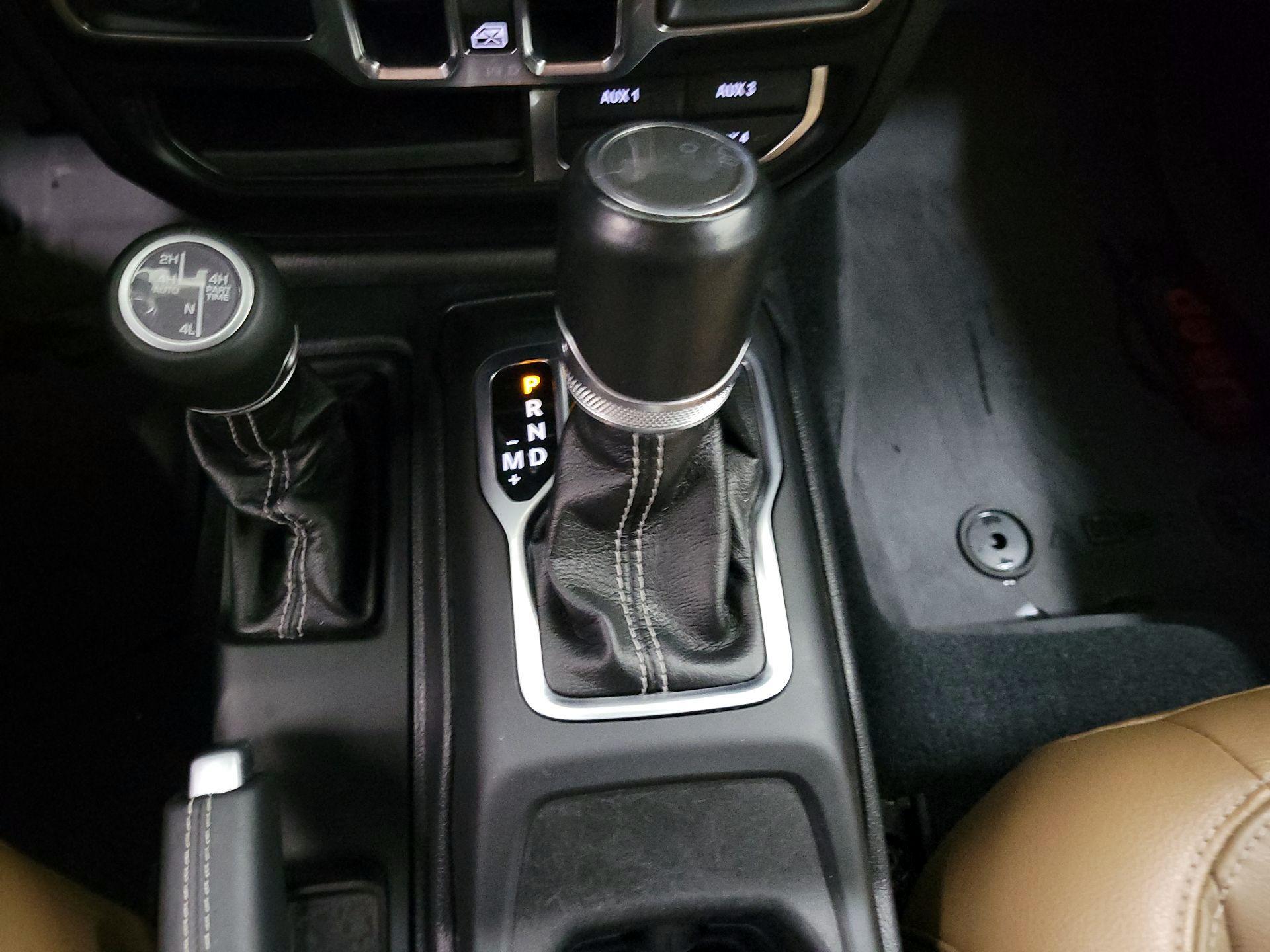 Thumbnail: 2023 Jeep Wrangler - 18