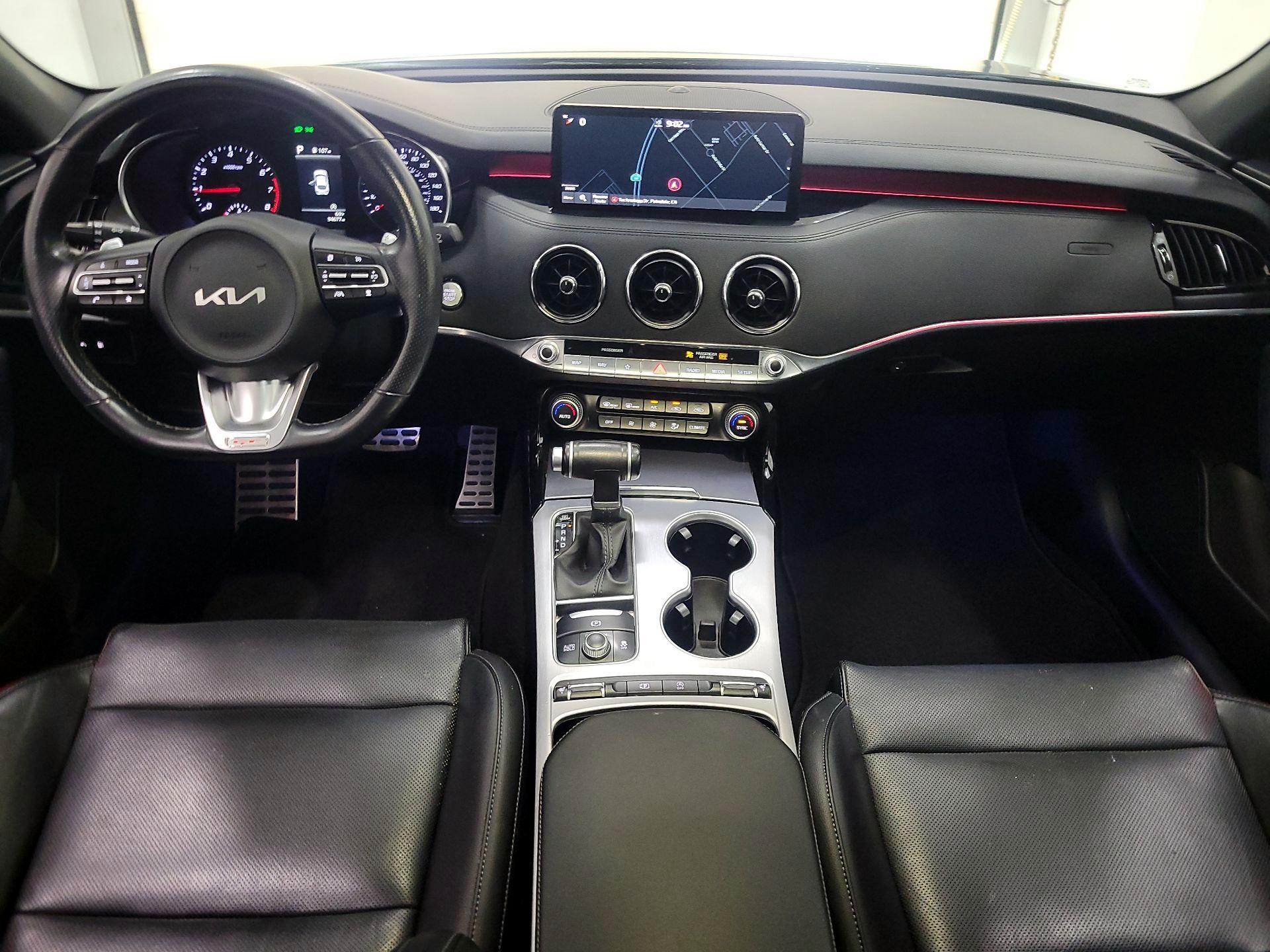 Thumbnail: 2022 Kia Stinger - 9