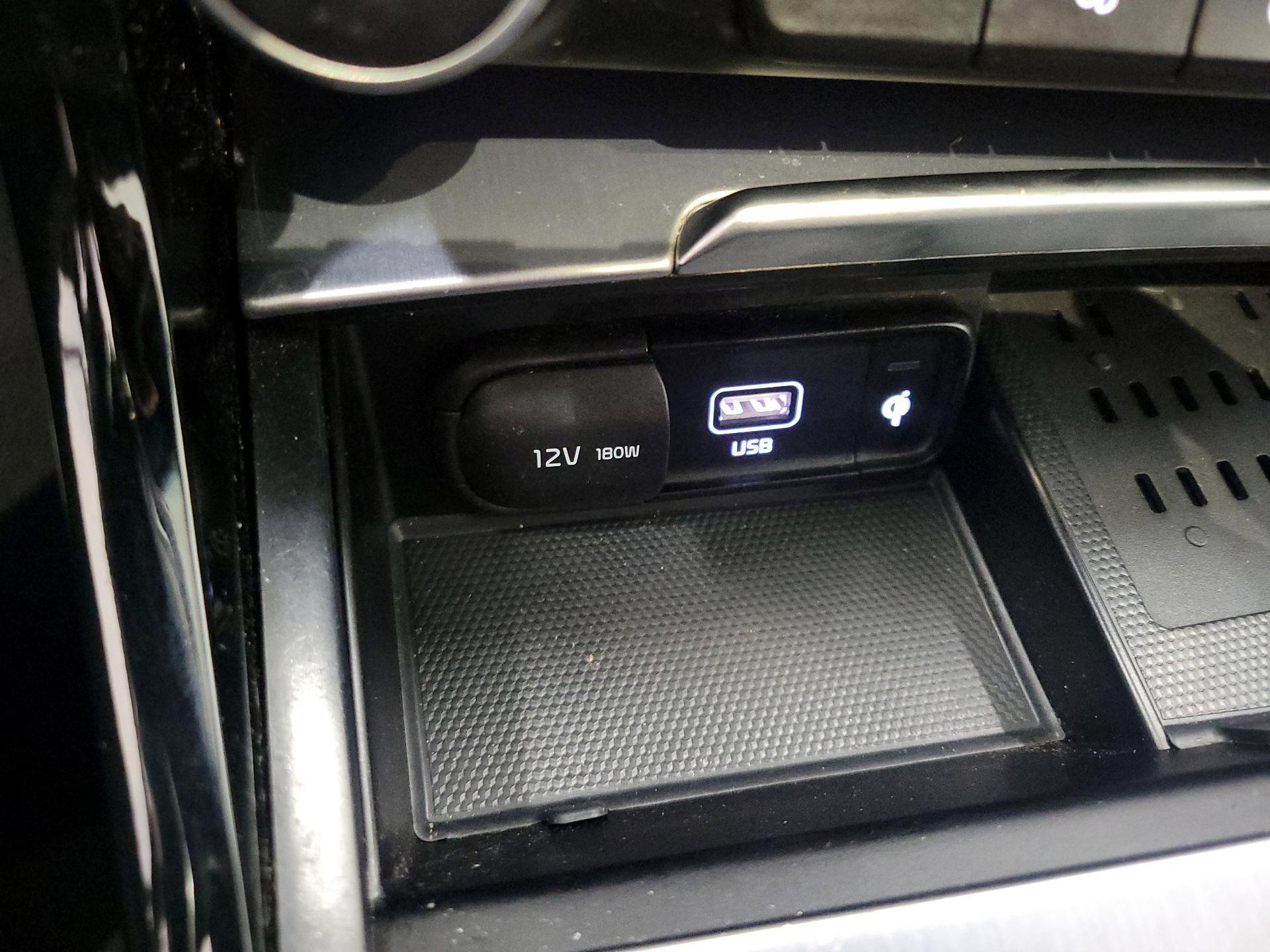 Thumbnail: 2022 Kia Stinger - 19