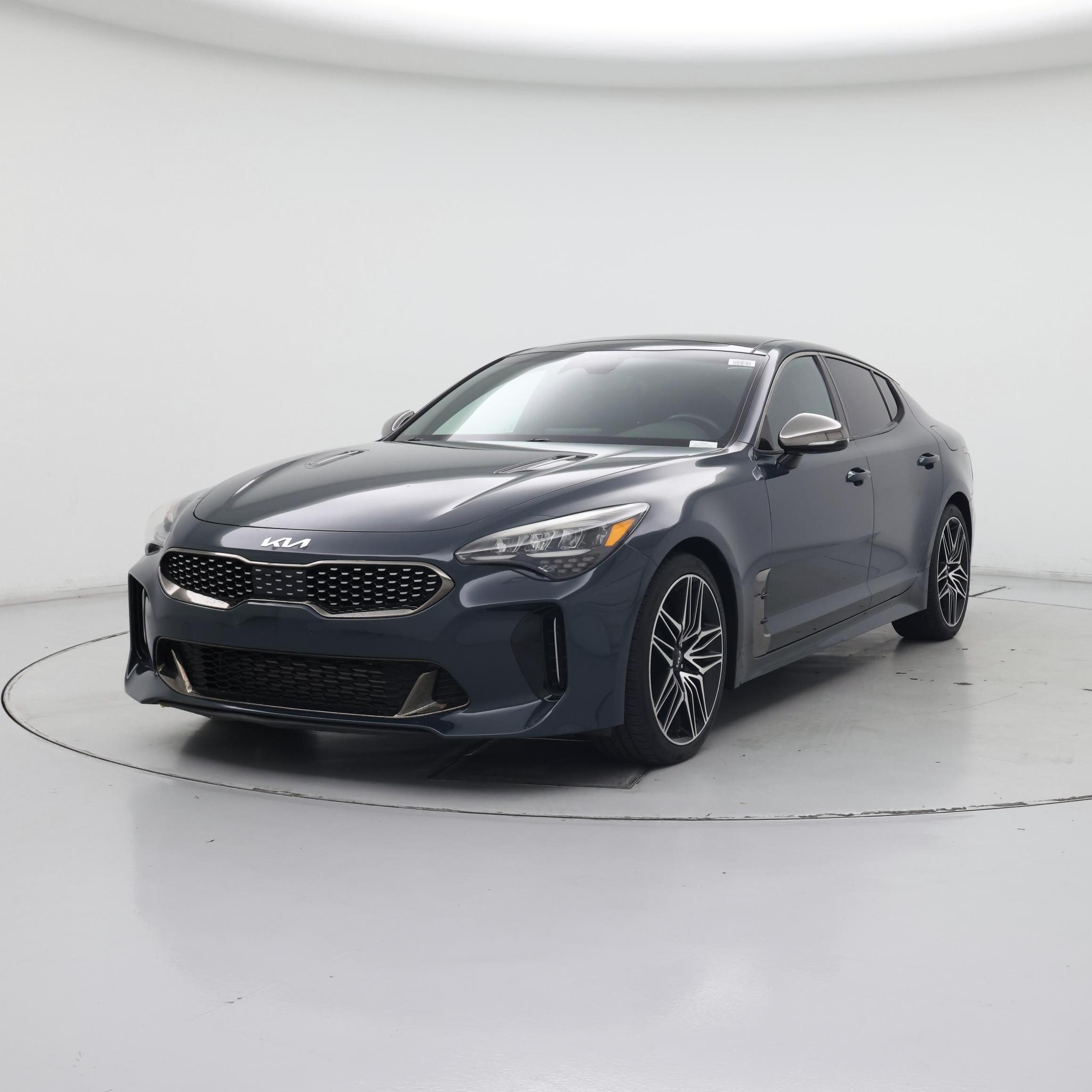 Thumbnail: 2022 Kia Stinger - 4