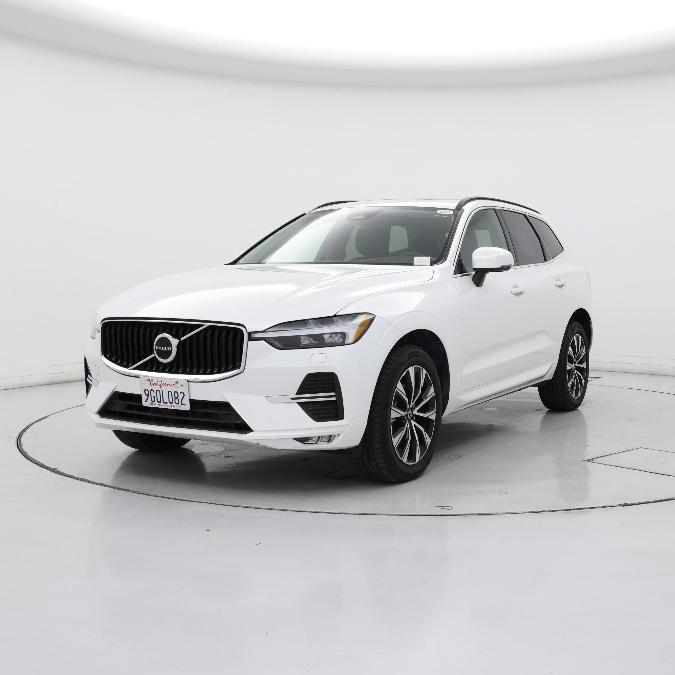 Thumbnail: 2023 Volvo XC60 - 4