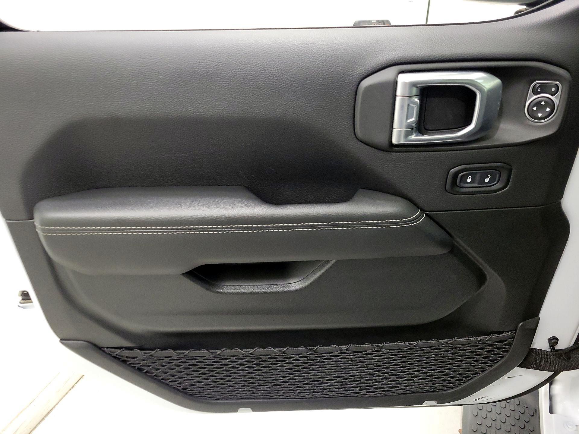 Thumbnail: 2023 Jeep Wrangler - 12