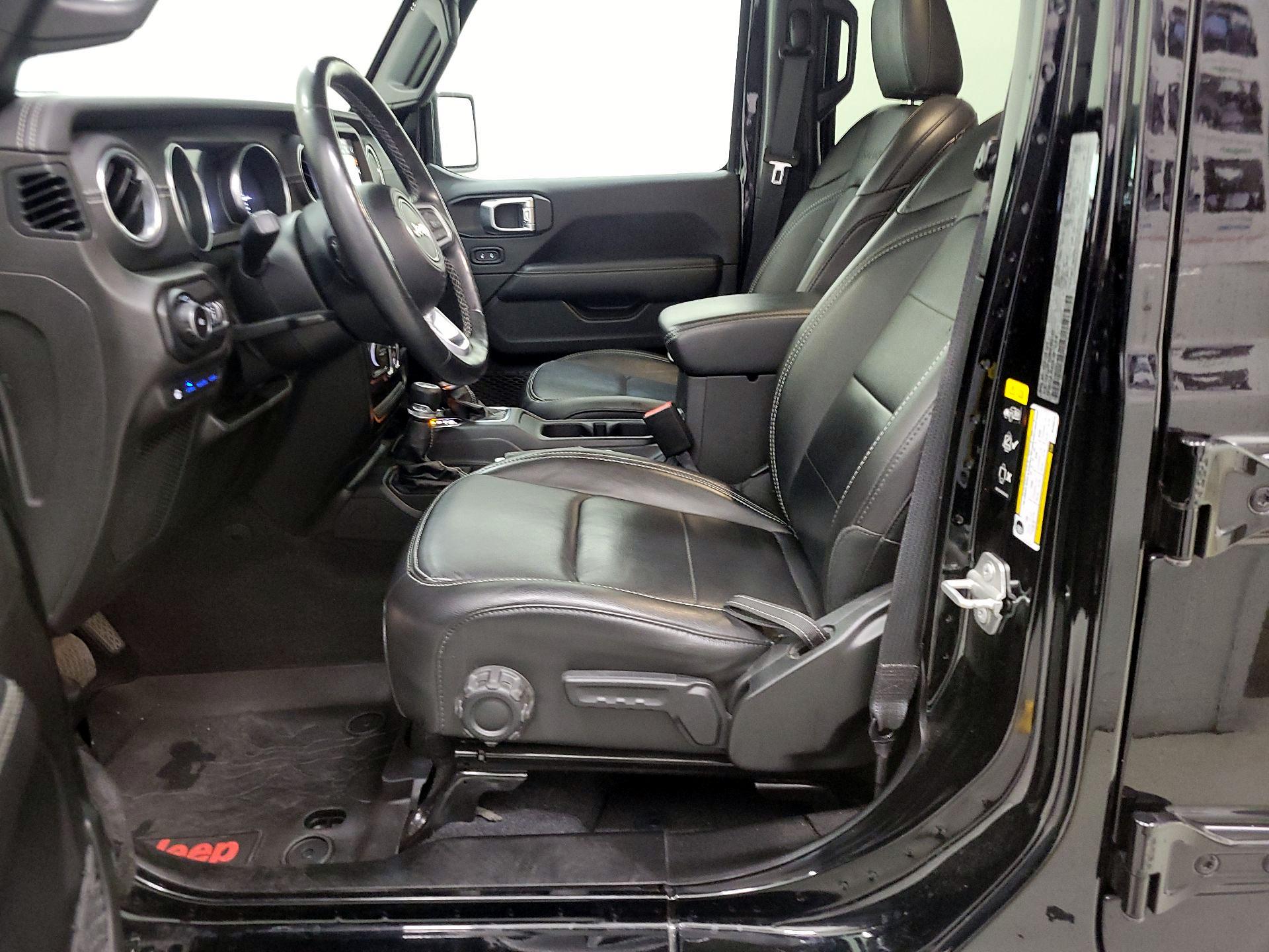 Thumbnail: 2021 Jeep Wrangler - 11