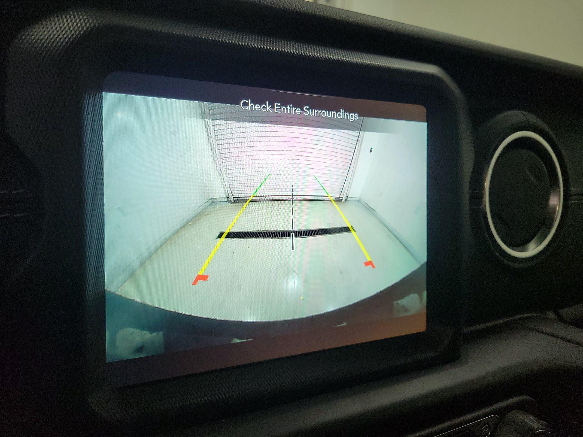 Thumbnail: 2021 Jeep Wrangler - 15