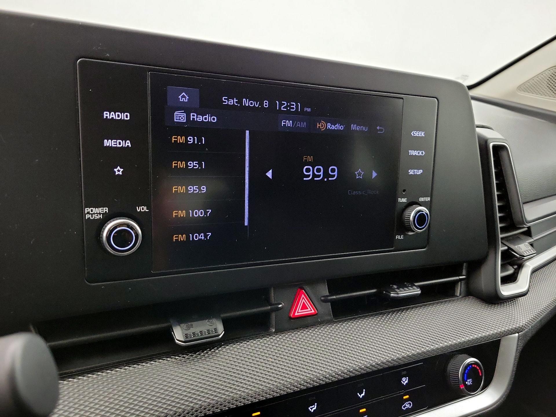 Thumbnail: 2023 Kia Sportage - 15