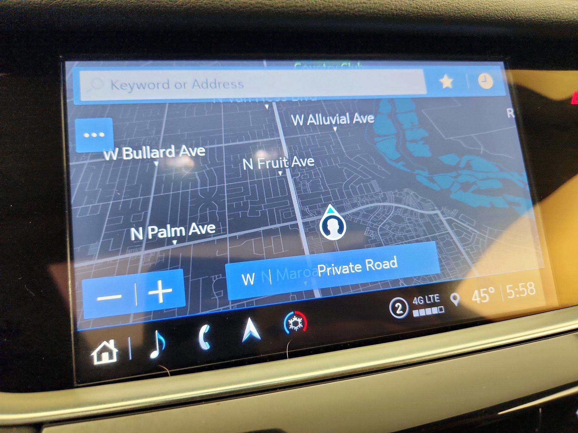 Thumbnail: 2023 Cadillac XT5 - 14