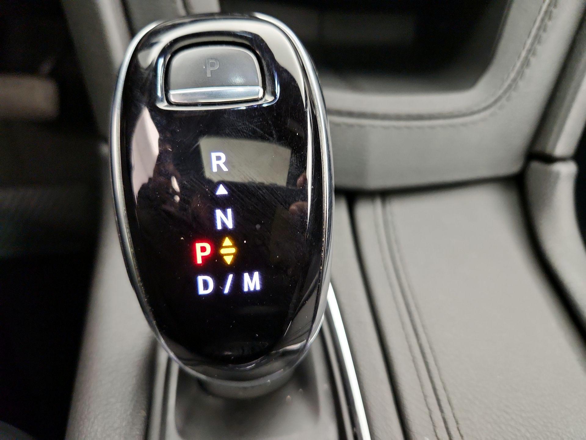 Thumbnail: 2023 Cadillac XT5 - 18