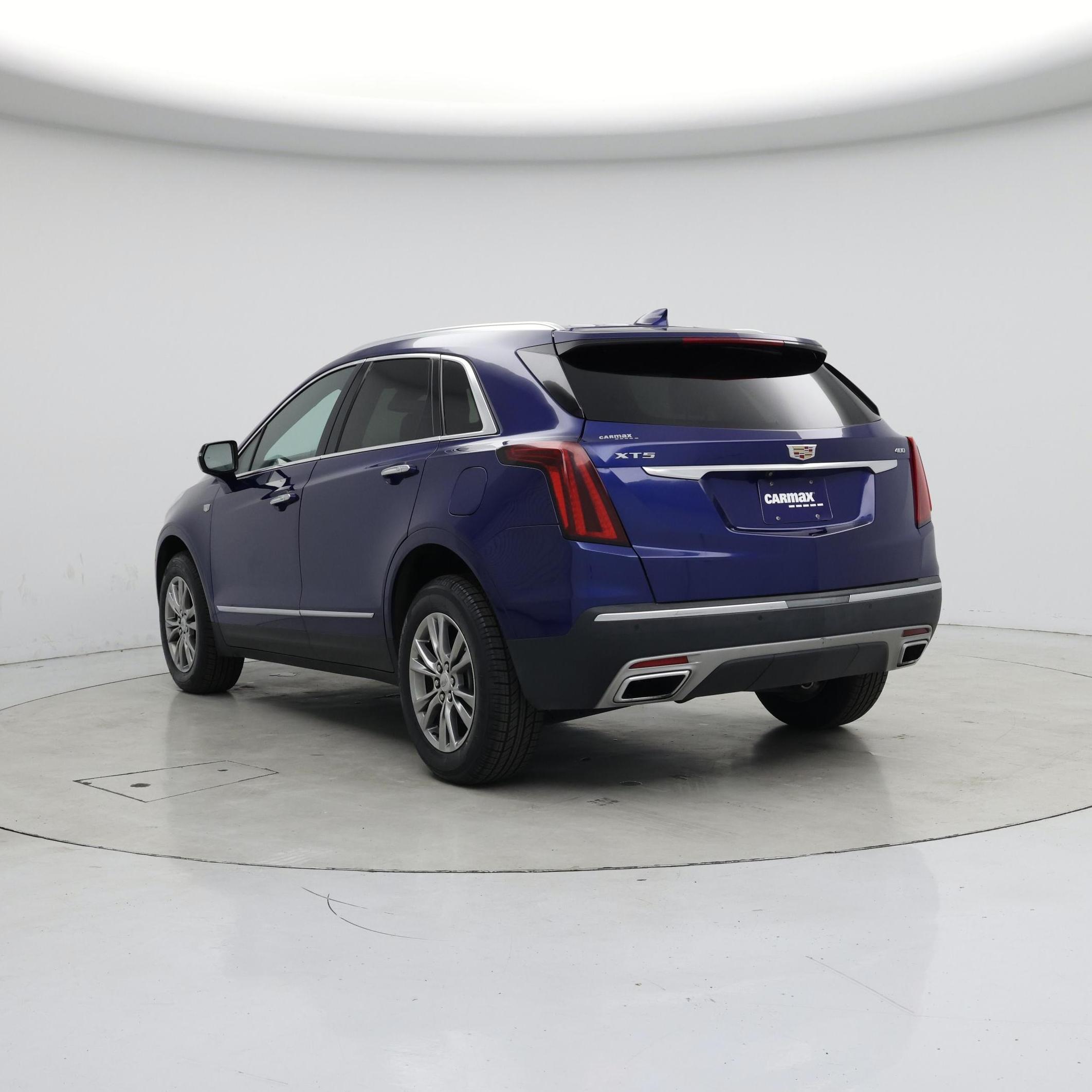 Thumbnail: 2023 Cadillac XT5 - 2