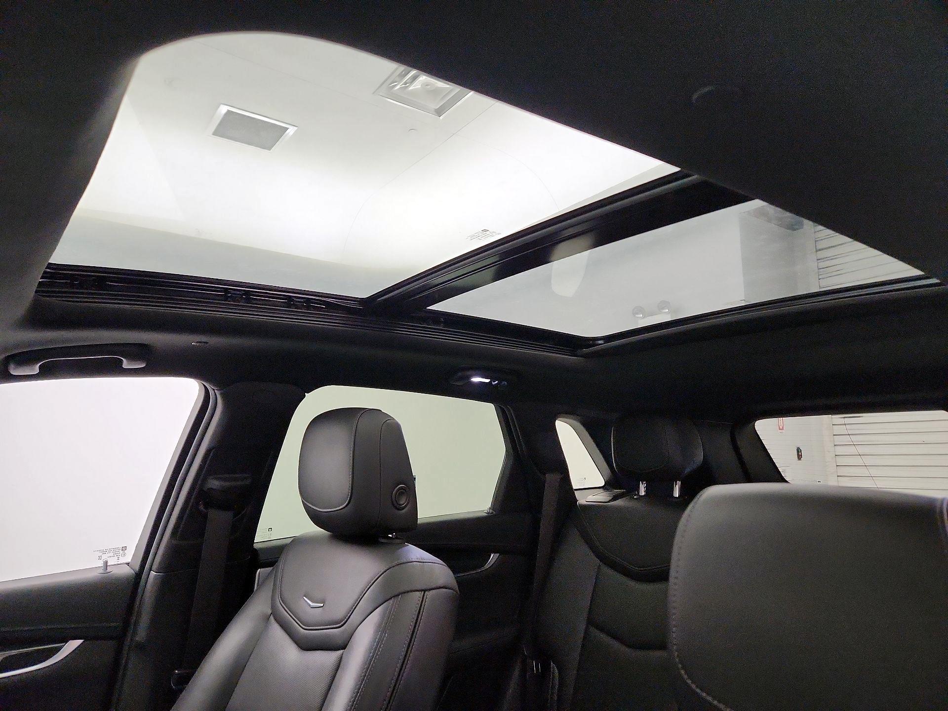 Thumbnail: 2023 Cadillac XT5 - 19