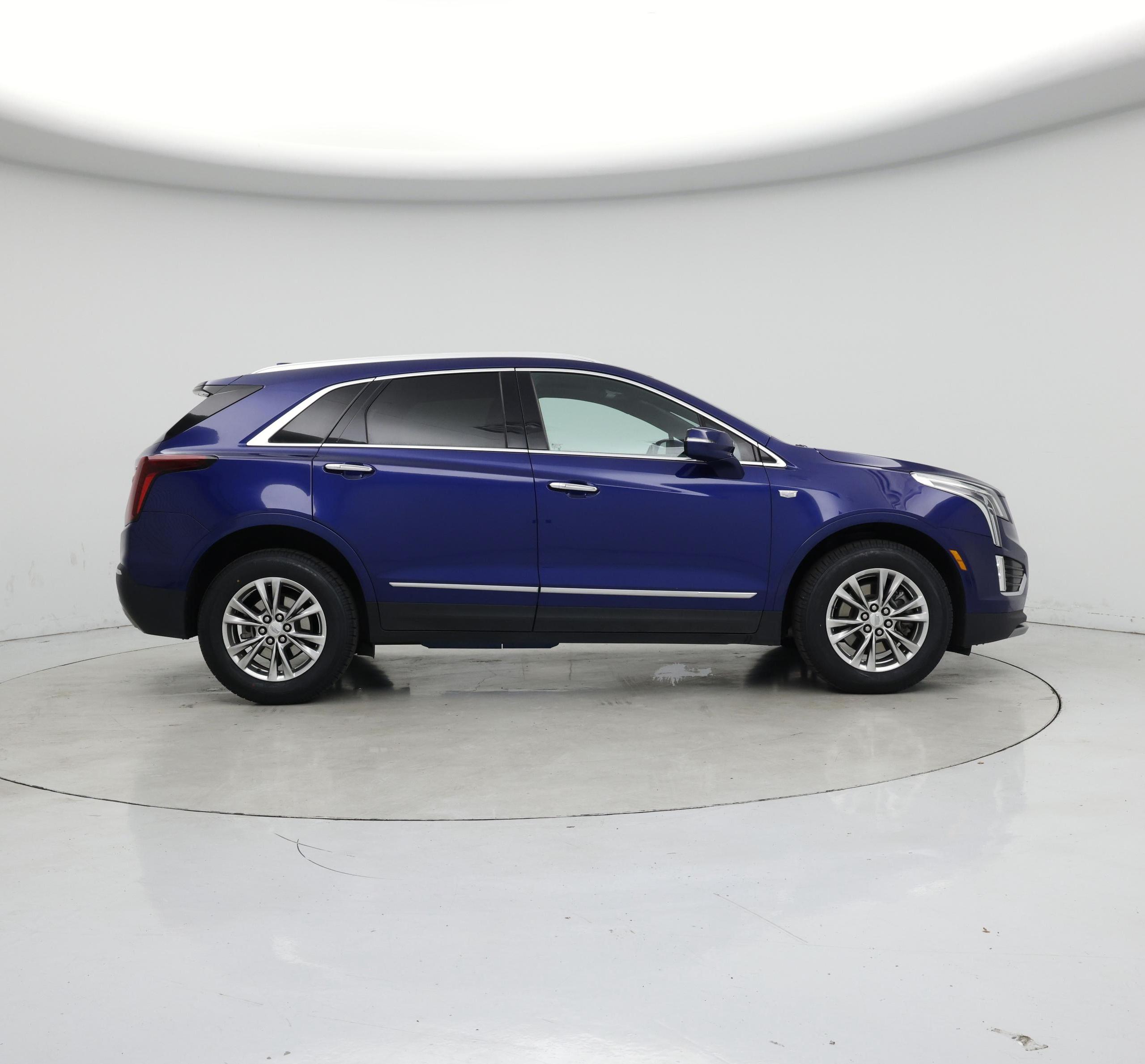 Thumbnail: 2023 Cadillac XT5 - 7