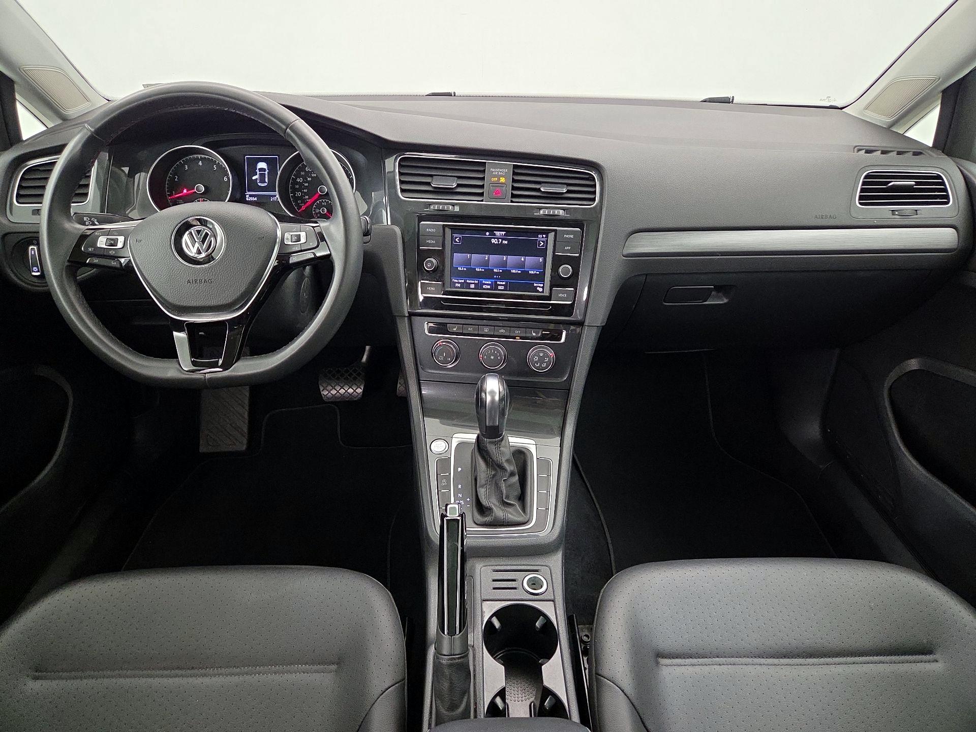 Thumbnail: 2021 Volkswagen Golf - 9