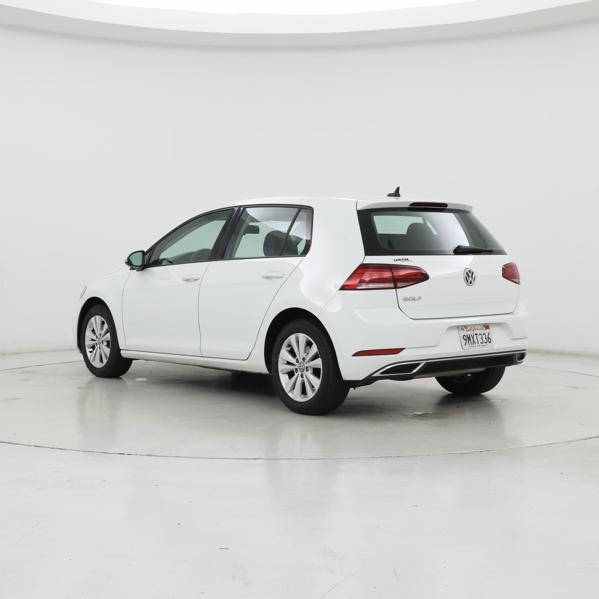 Thumbnail: 2021 Volkswagen Golf - 2