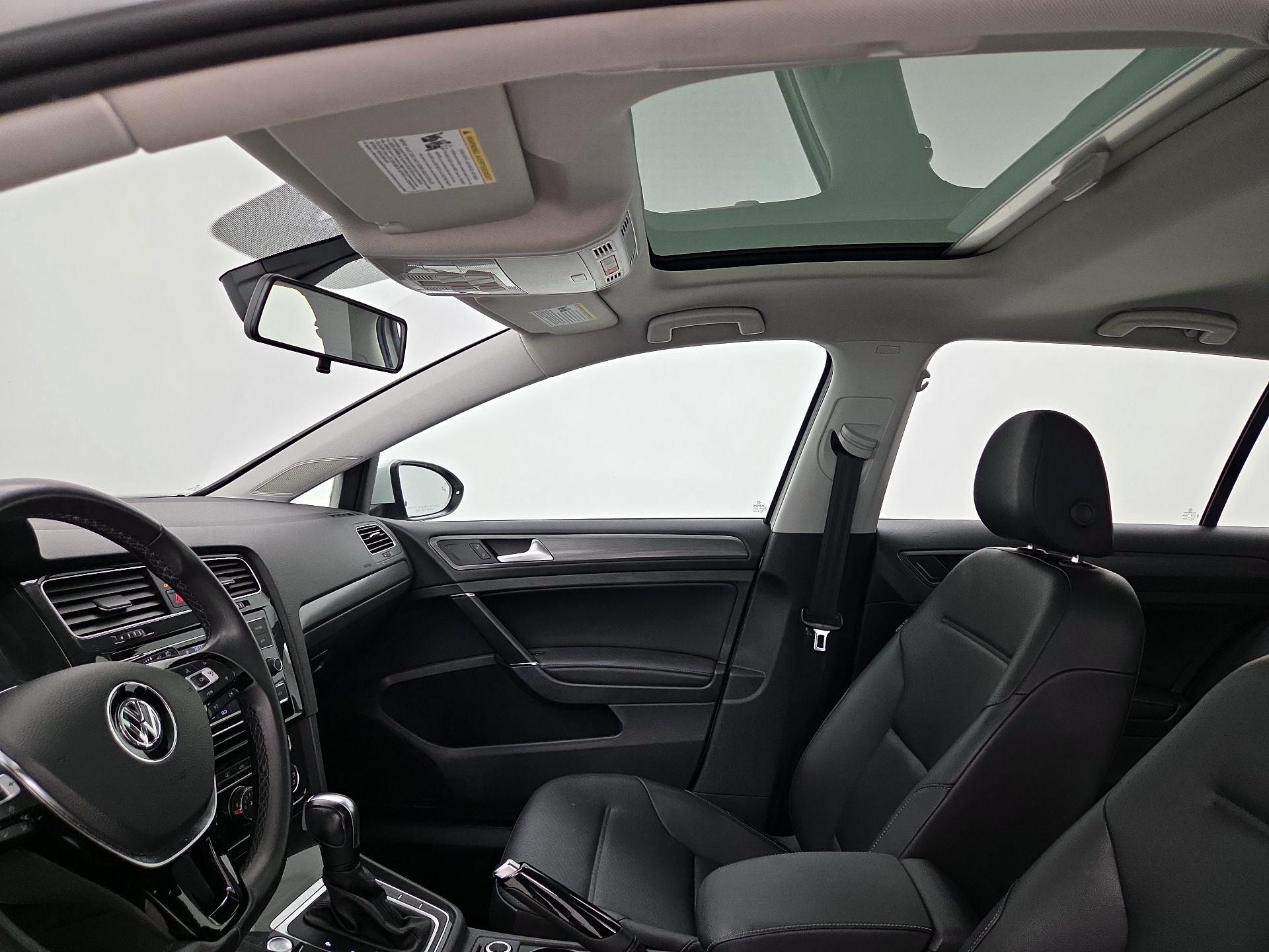 Thumbnail: 2021 Volkswagen Golf - 19