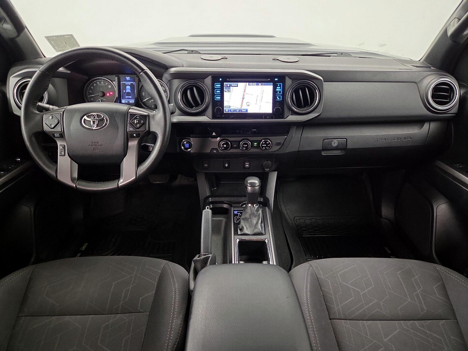 Thumbnail: 2017 Toyota Tacoma - 9