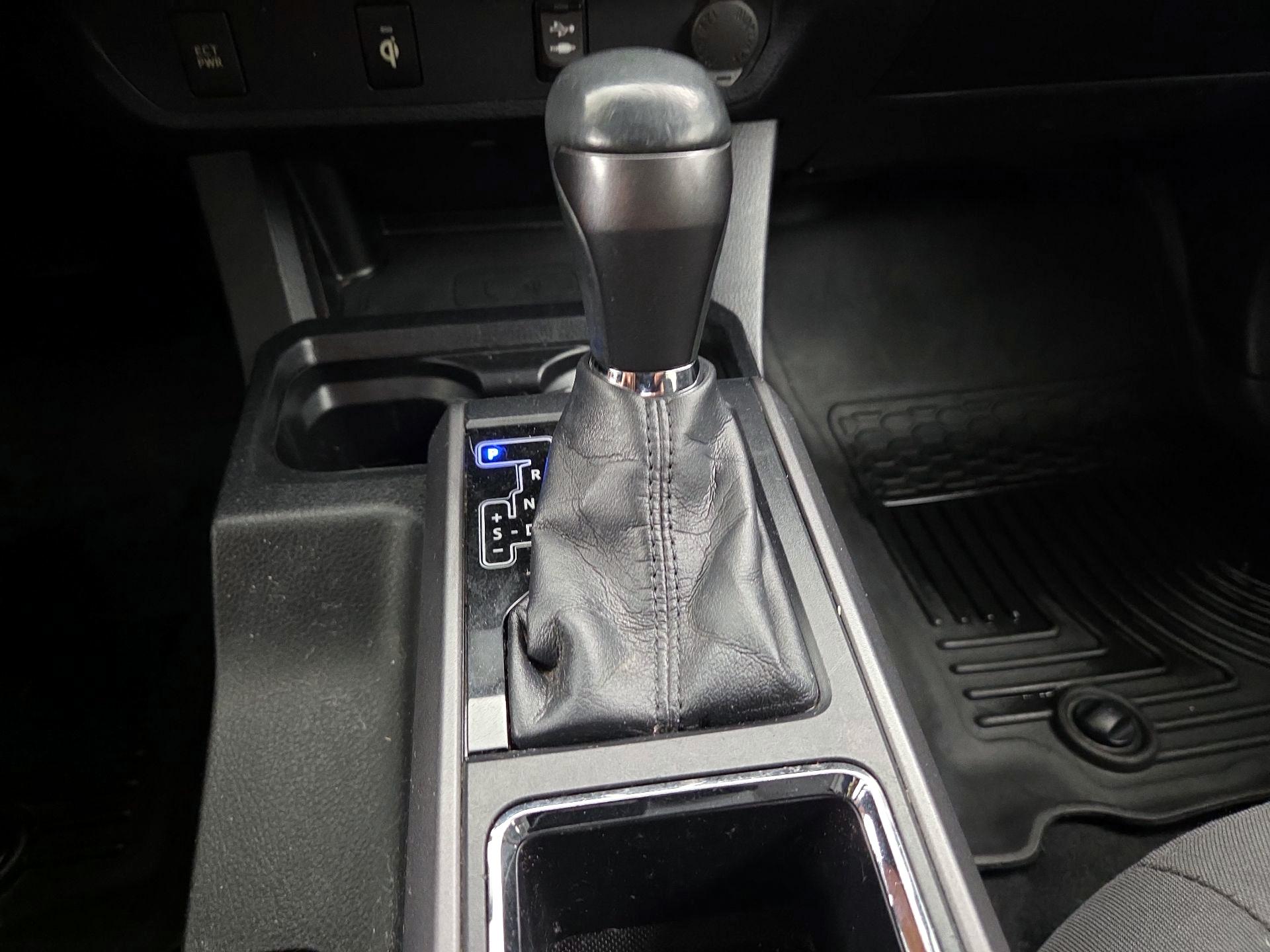 Thumbnail: 2017 Toyota Tacoma - 18