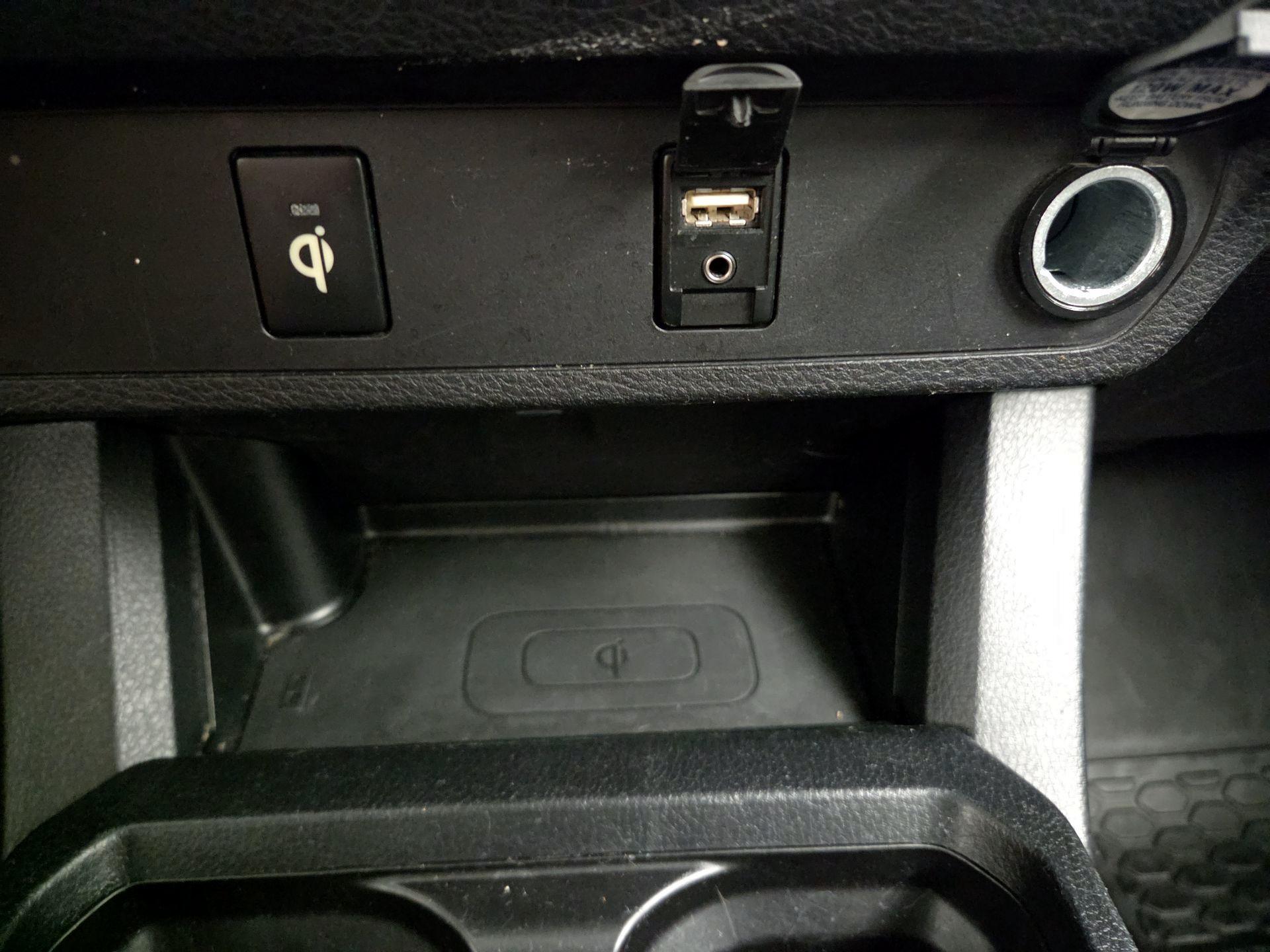 Thumbnail: 2017 Toyota Tacoma - 19