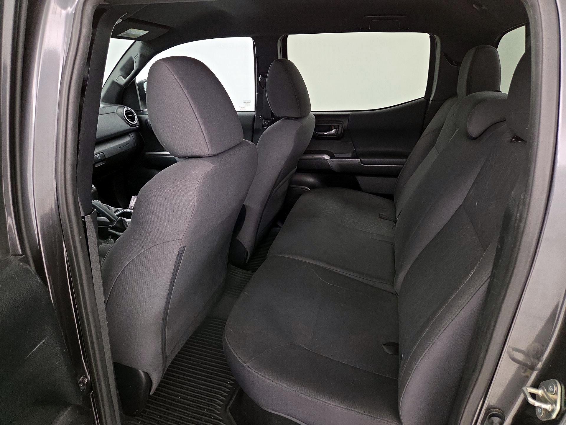 Thumbnail: 2017 Toyota Tacoma - 20