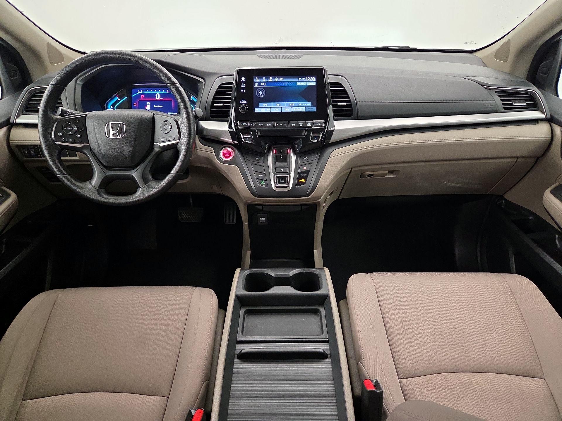 Thumbnail: 2018 Honda Odyssey - 9