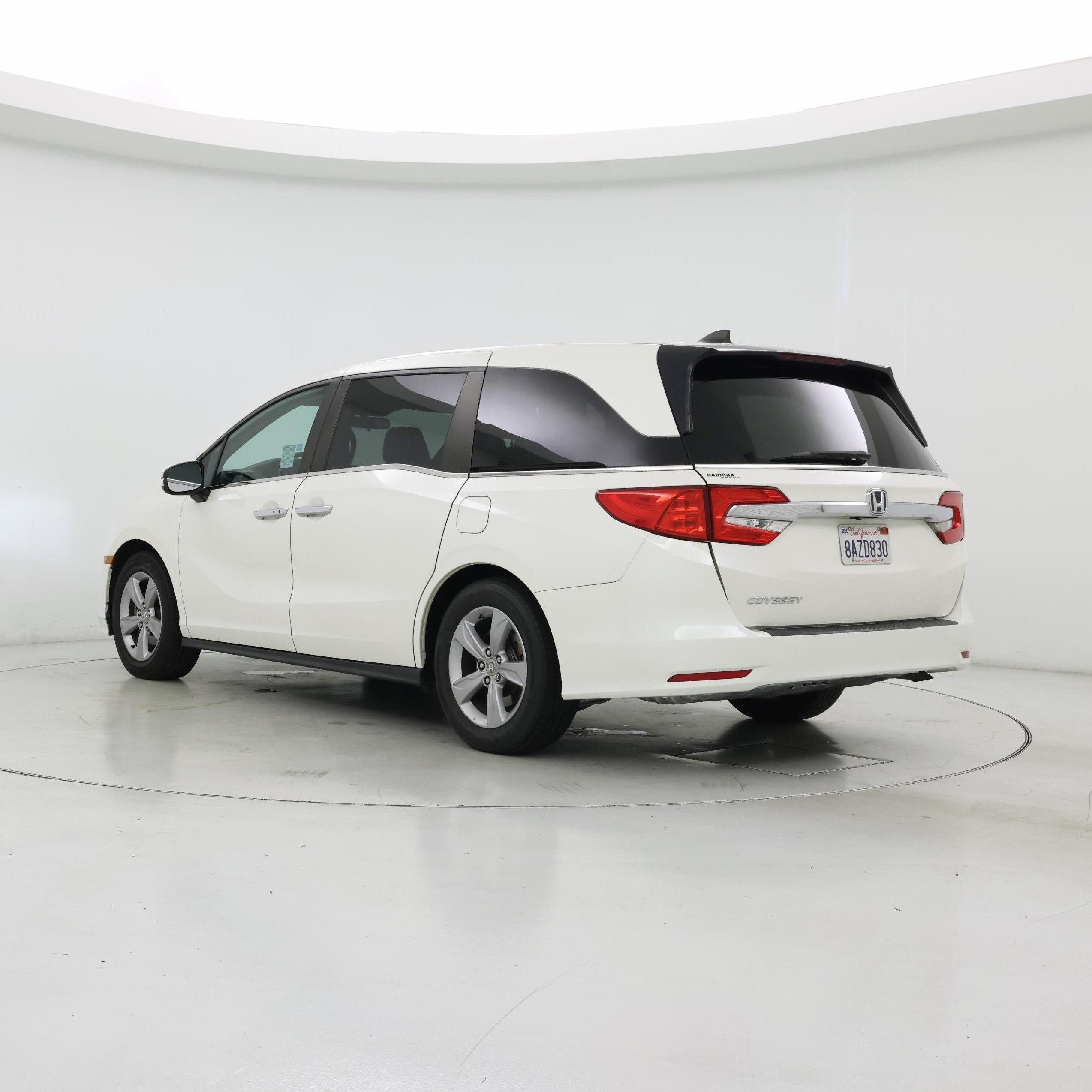 Thumbnail: 2018 Honda Odyssey - 2