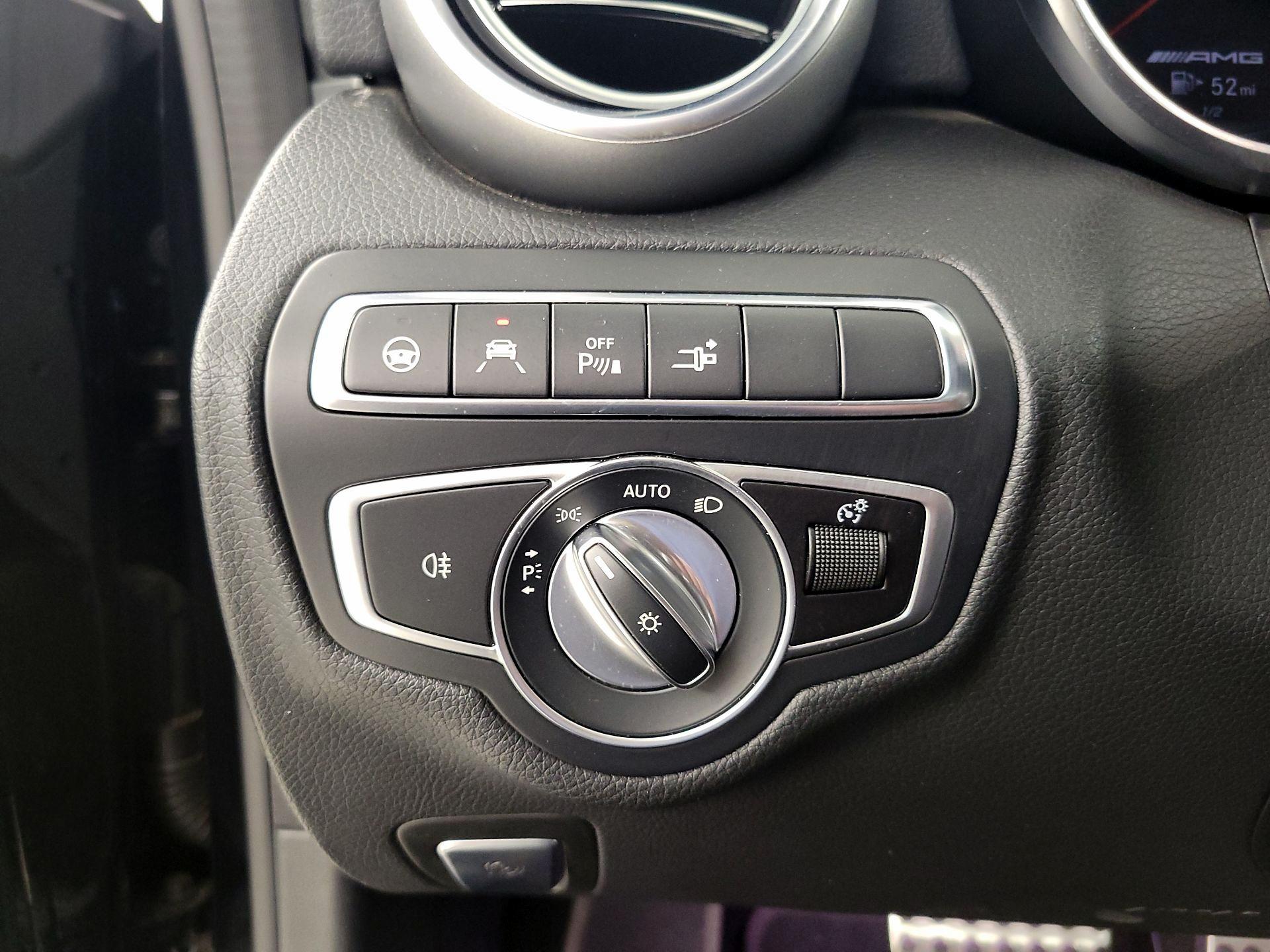 Thumbnail: 2020 Mercedes-Benz C-Class - 13