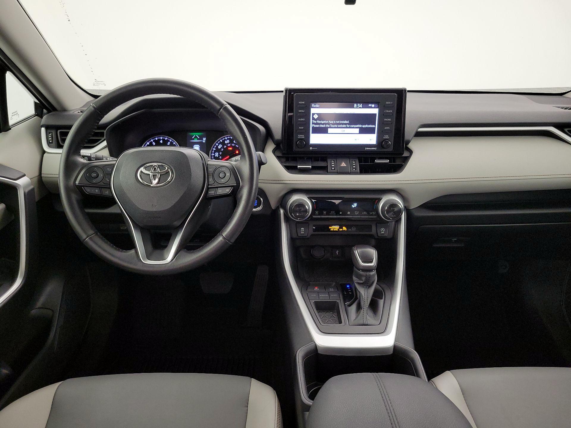 Thumbnail: 2022 Toyota RAV4 - 9