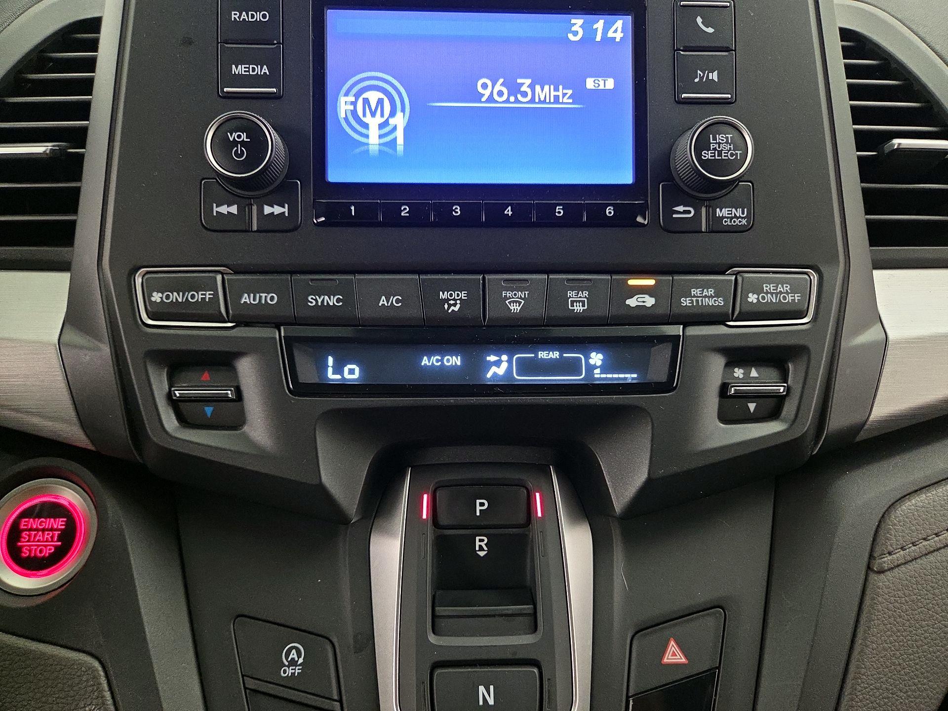 Thumbnail: 2021 Honda Odyssey - 16