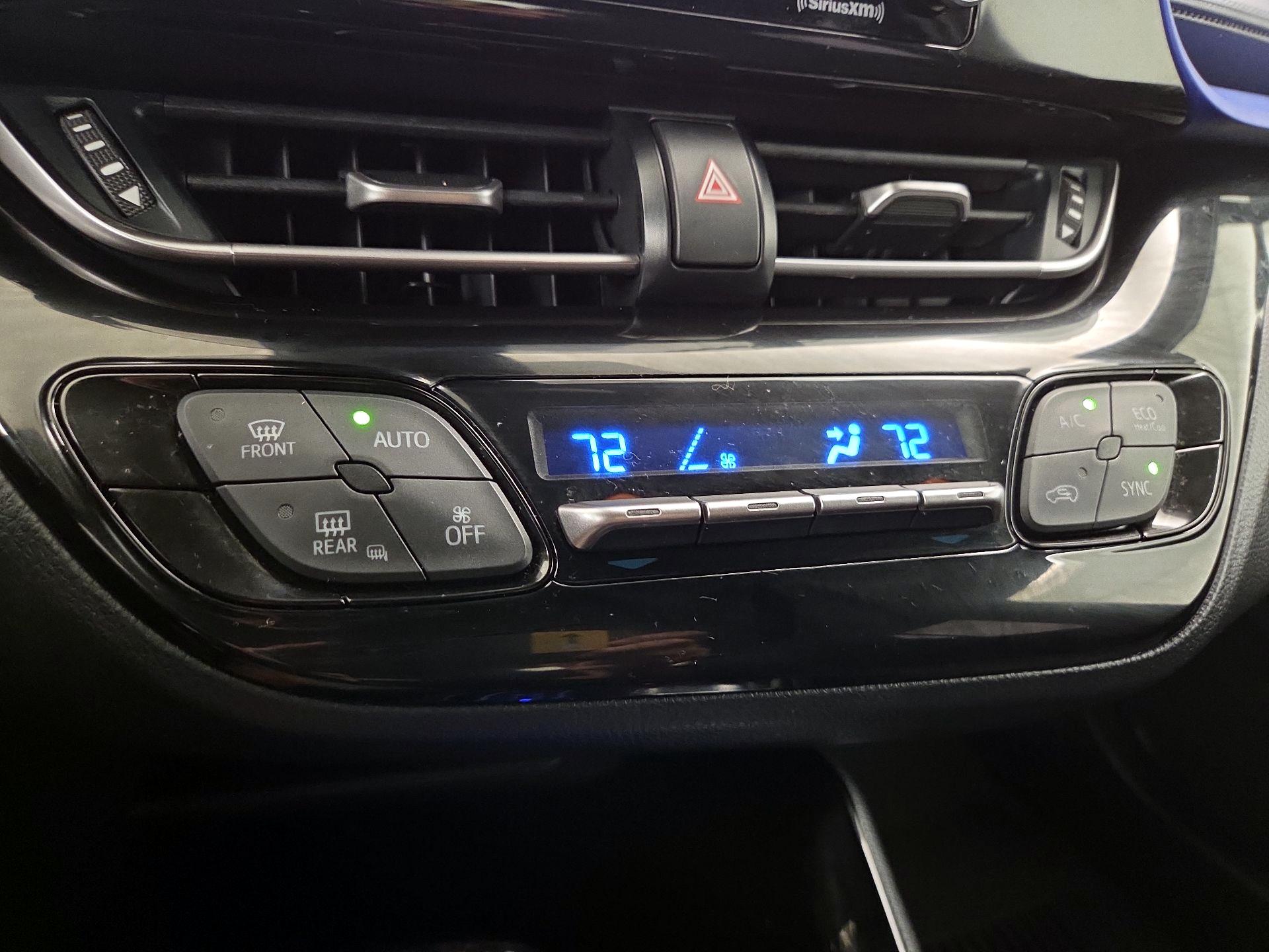 Thumbnail: 2021 Toyota C-HR - 16