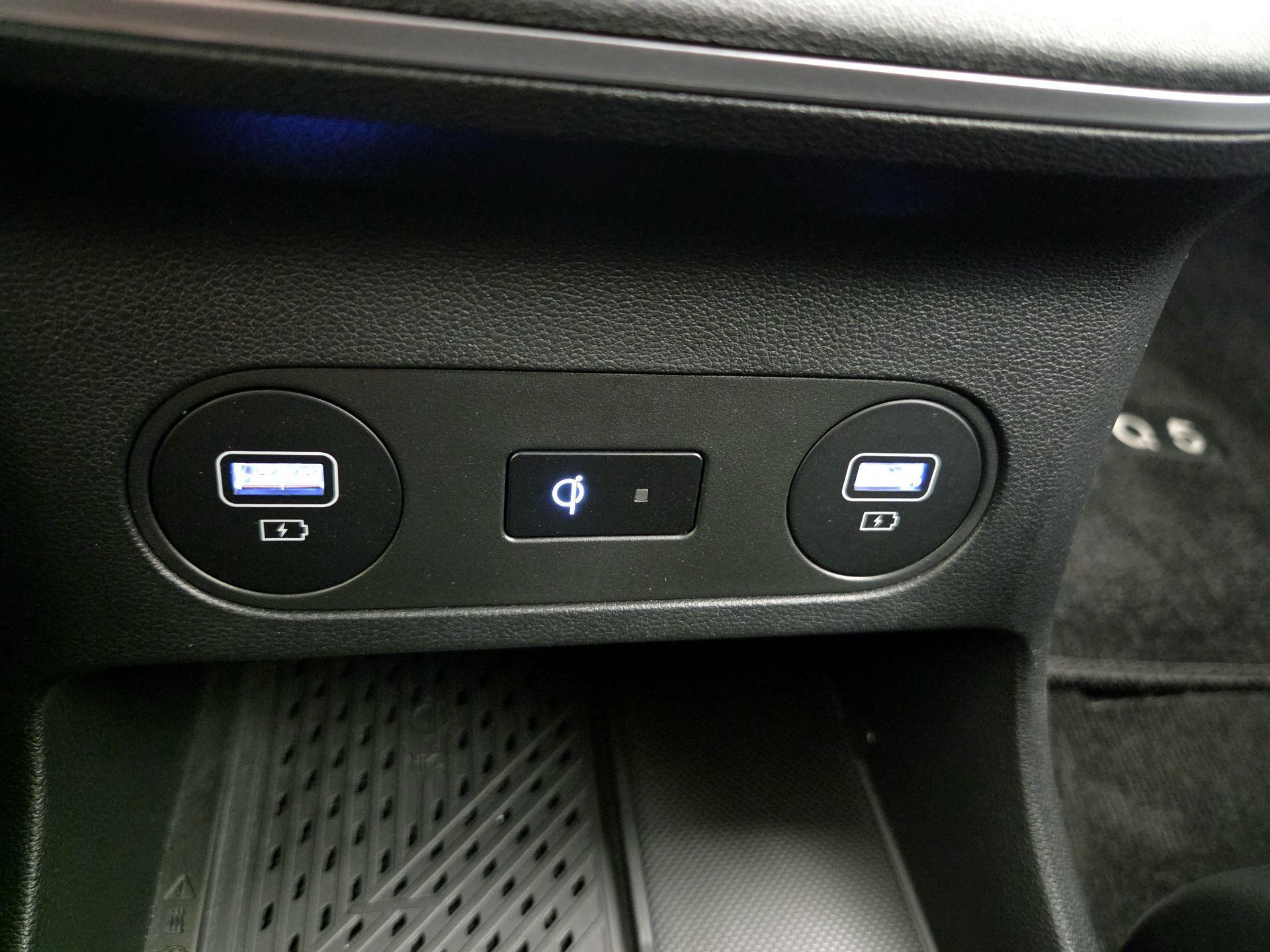 Thumbnail: 2024 Hyundai Ioniq 5 - 19