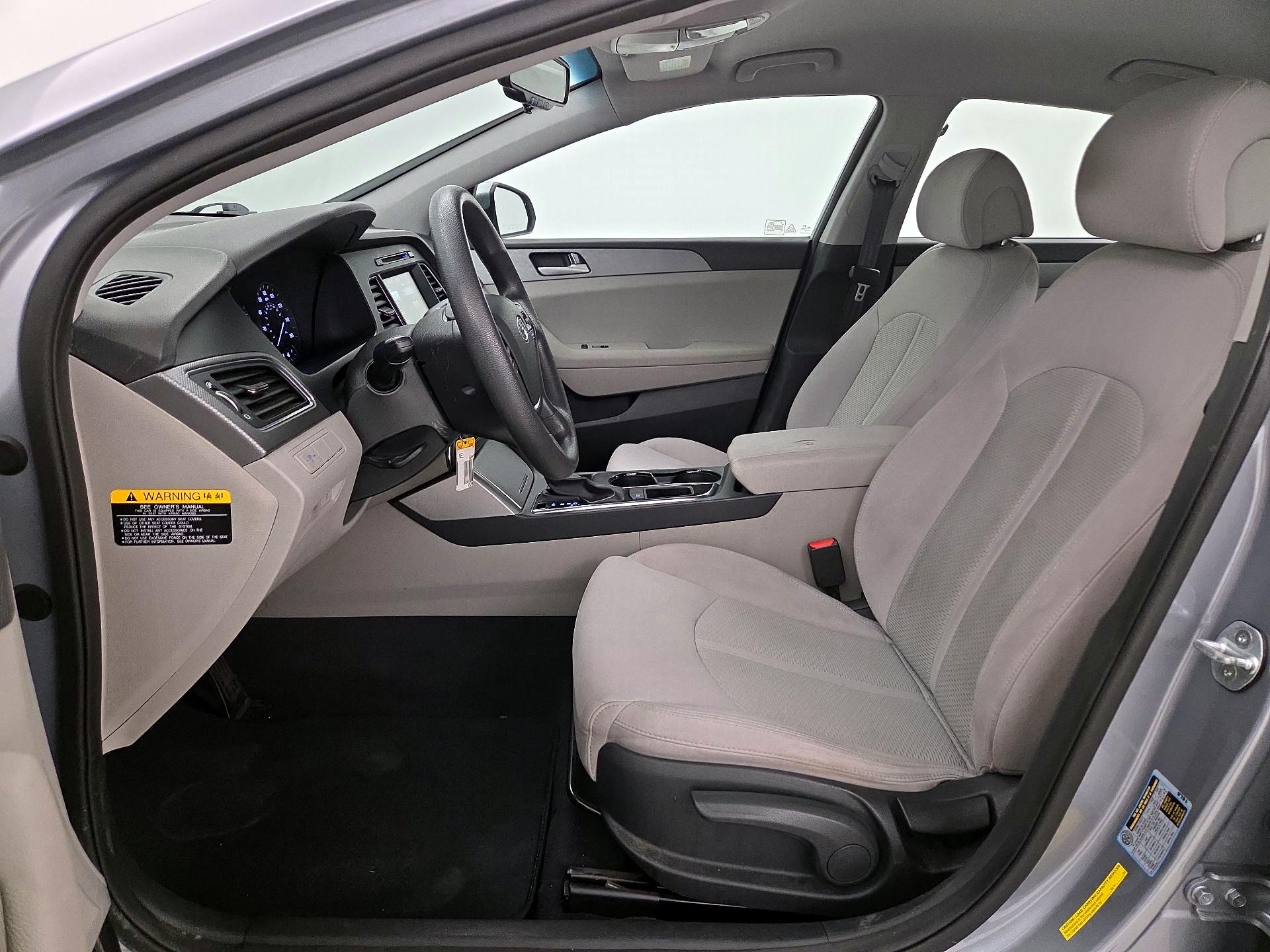 Thumbnail: 2016 Hyundai Sonata - 11