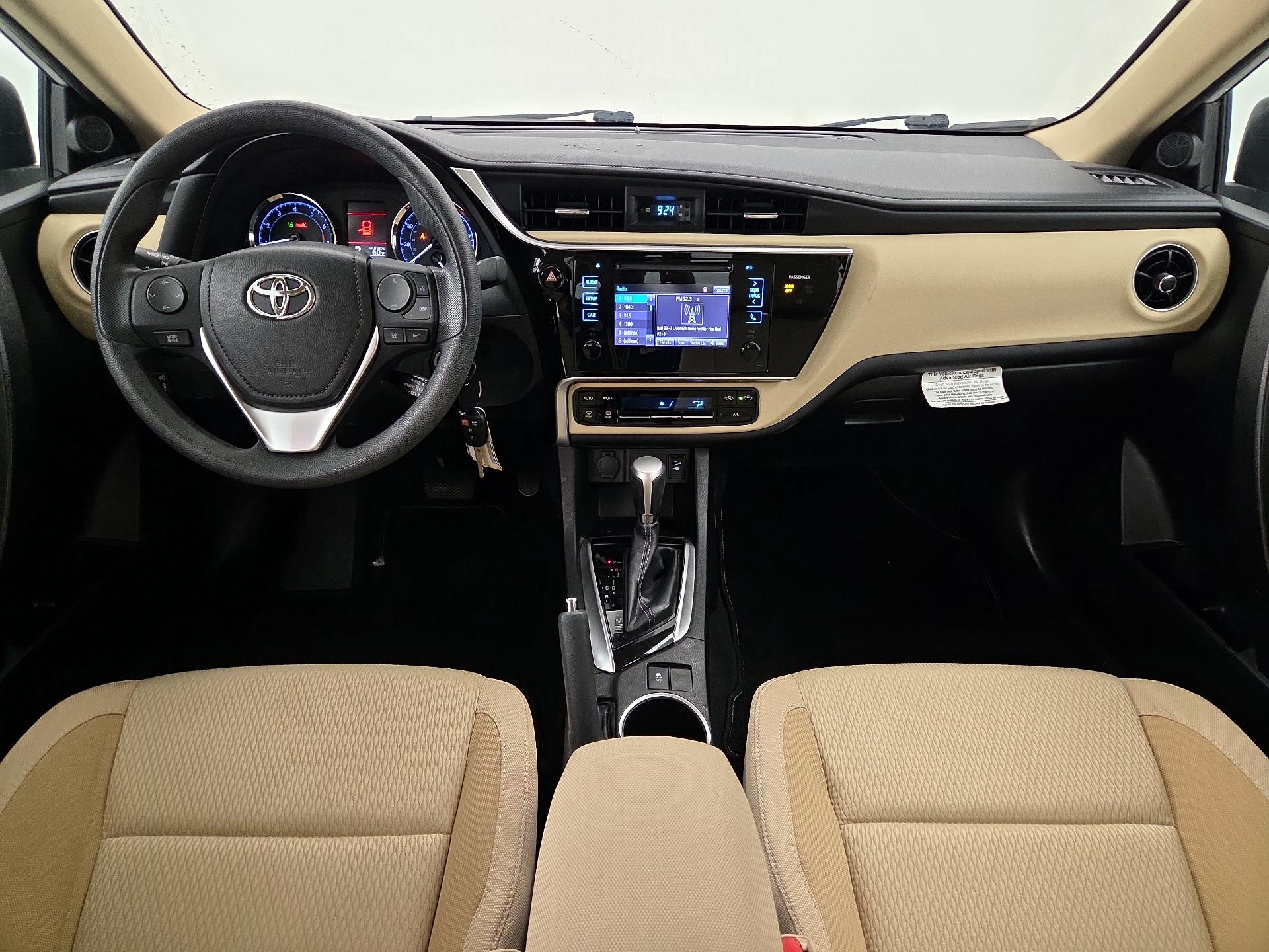 Thumbnail: 2017 Toyota Corolla - 9