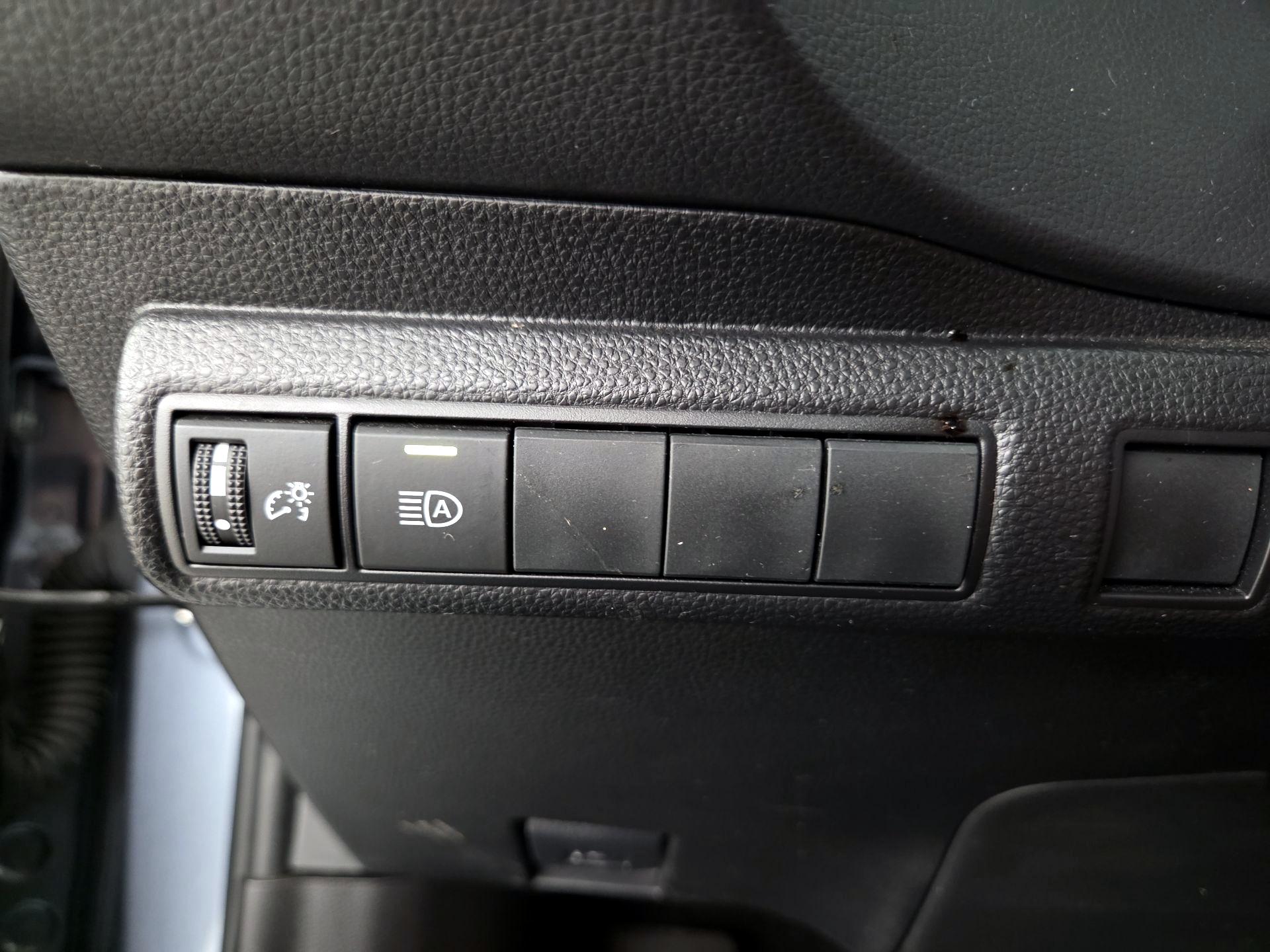 Thumbnail: 2022 Toyota Corolla - 13