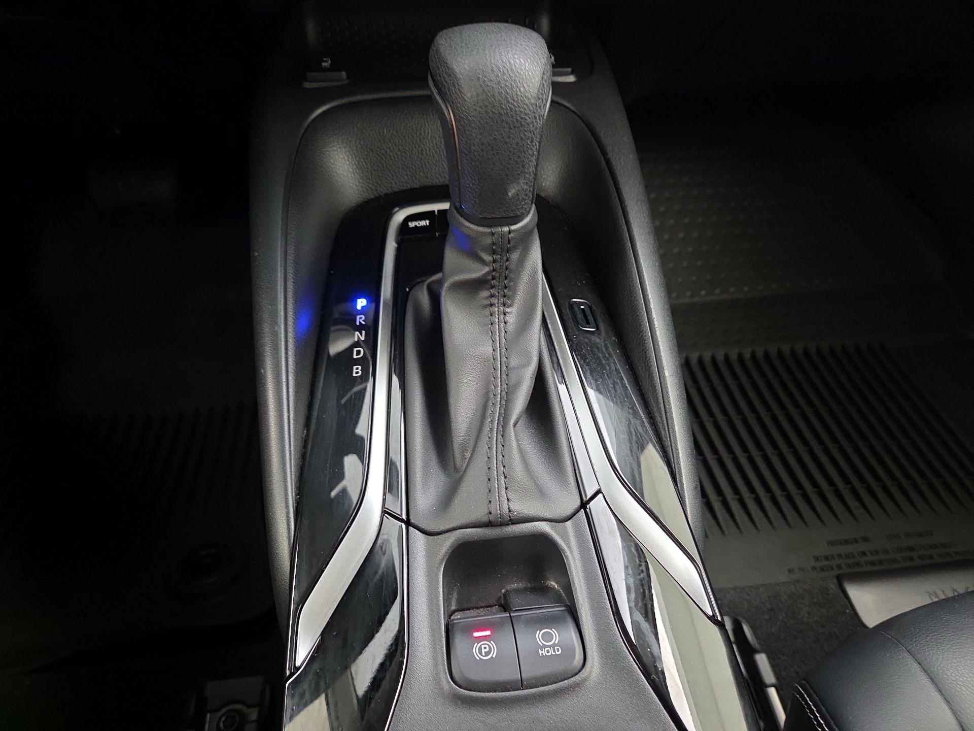 Thumbnail: 2022 Toyota Corolla - 17