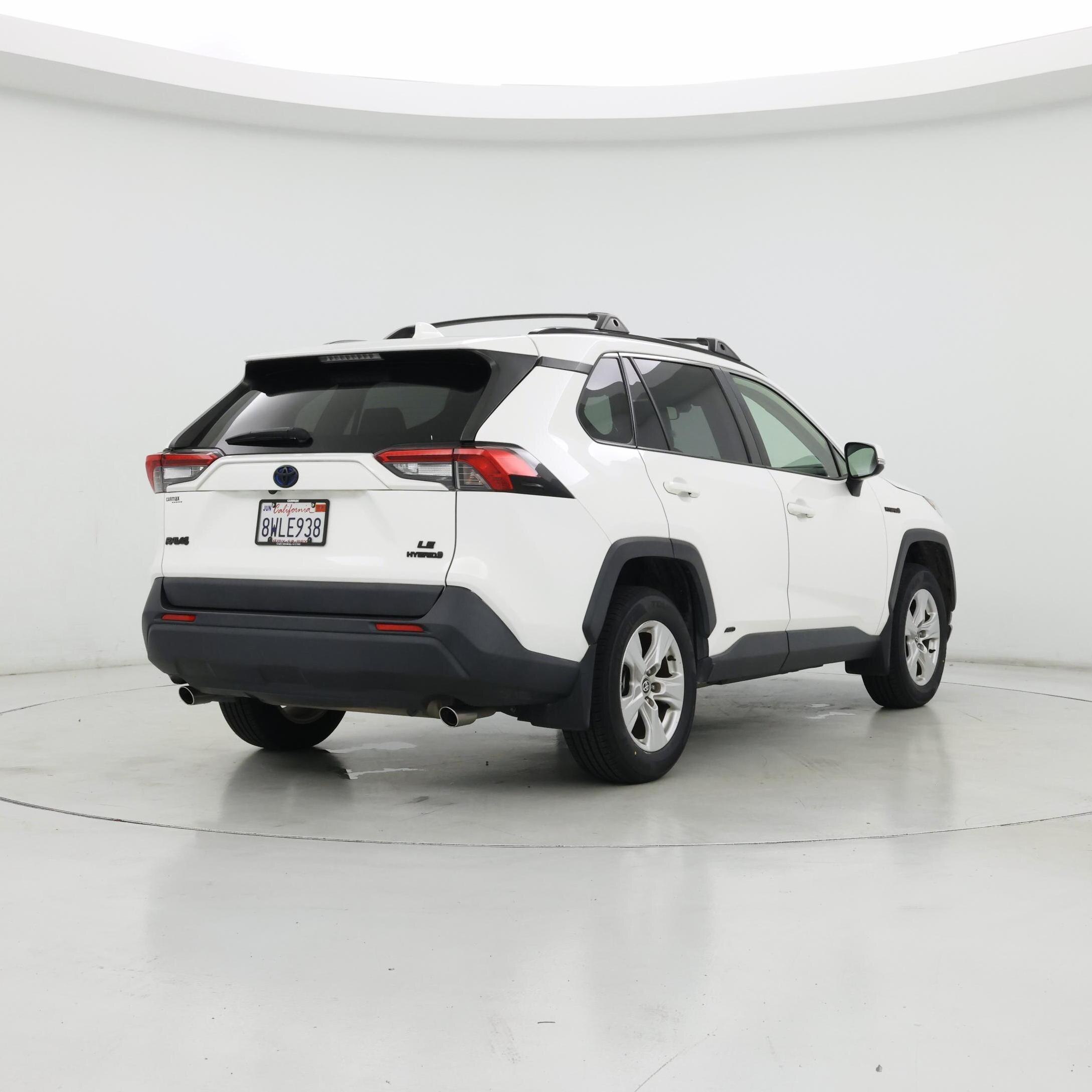 Thumbnail: 2020 Toyota RAV4 - 8