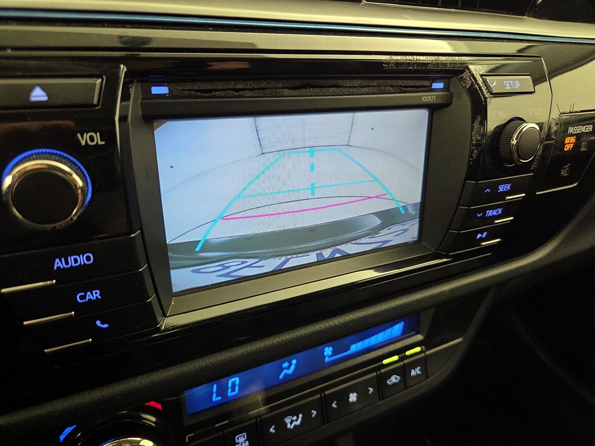 Thumbnail: 2016 Toyota Corolla - 14