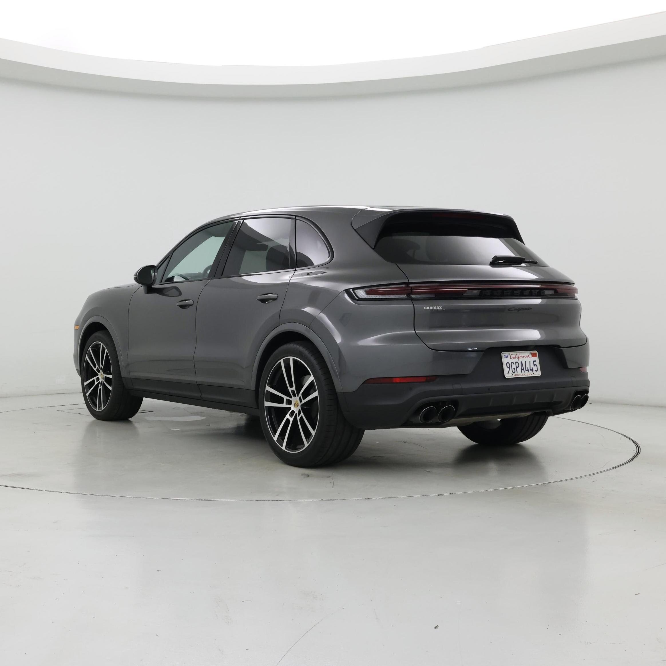 Thumbnail: 2024 Porsche Cayenne - 2