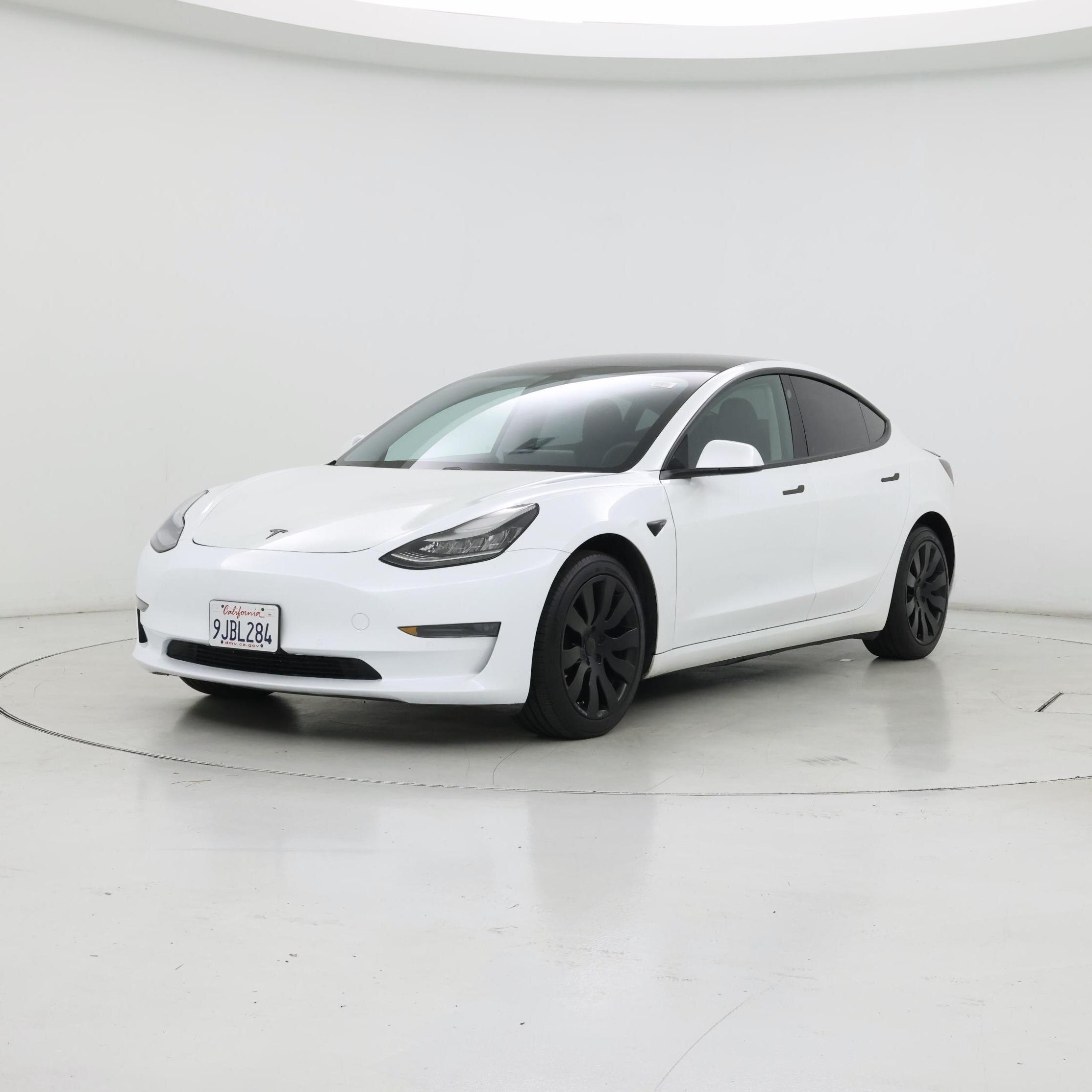 Thumbnail: 2020 Tesla Model 3 - 4