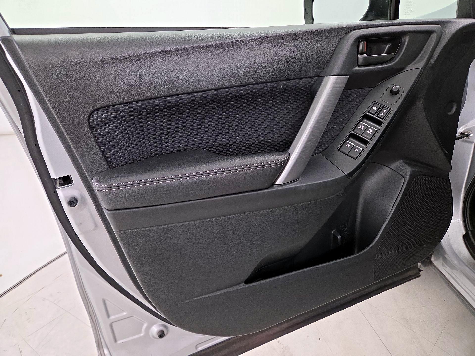 Thumbnail: 2018 Subaru Forester - 12