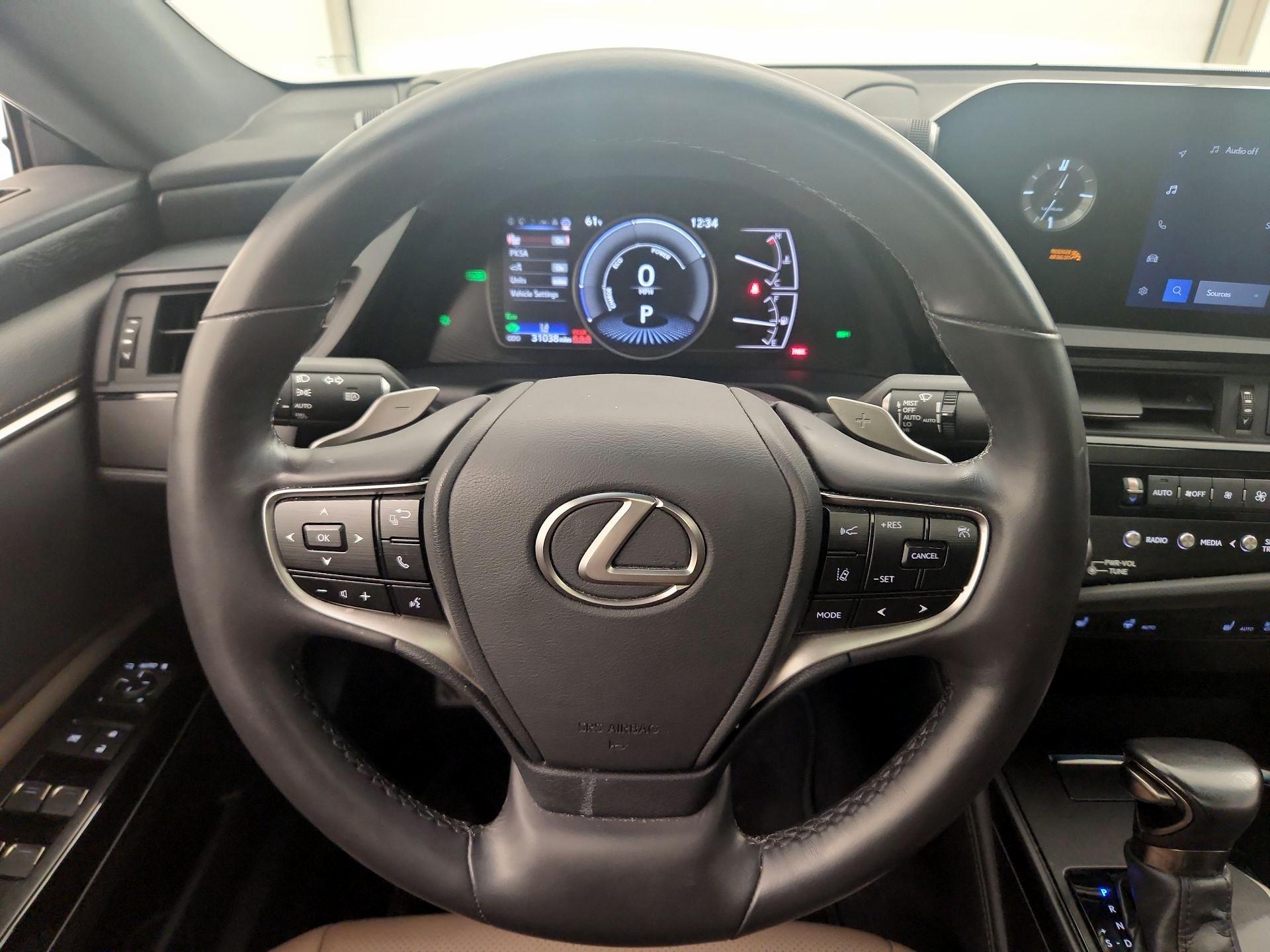 Thumbnail: 2023 Lexus ES - 10