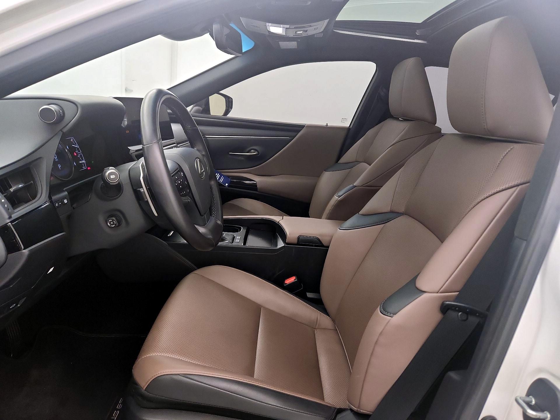 Thumbnail: 2023 Lexus ES - 11