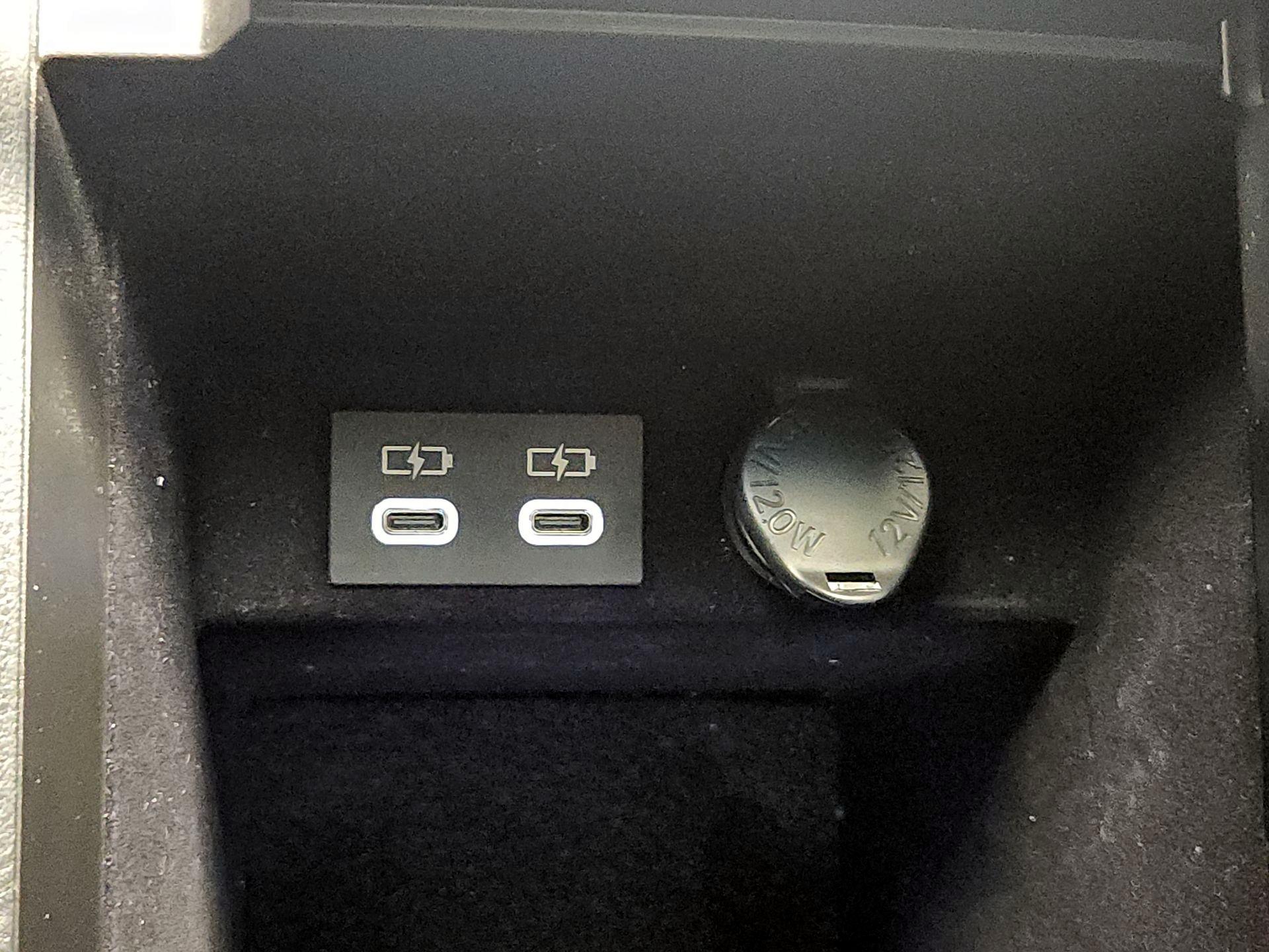 Thumbnail: 2023 Lexus ES - 19