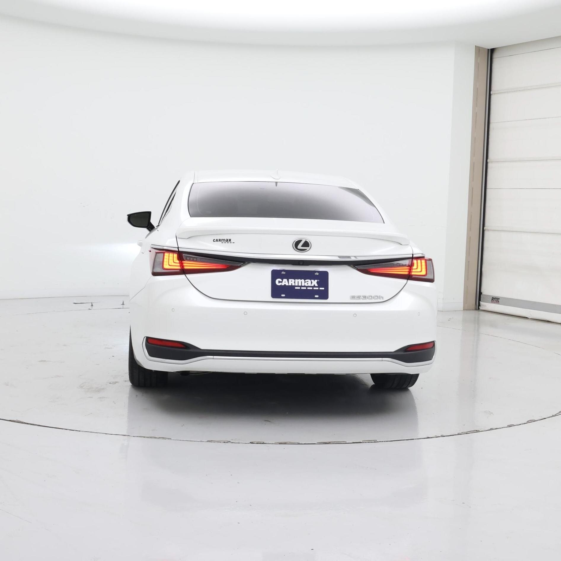 Thumbnail: 2023 Lexus ES - 6