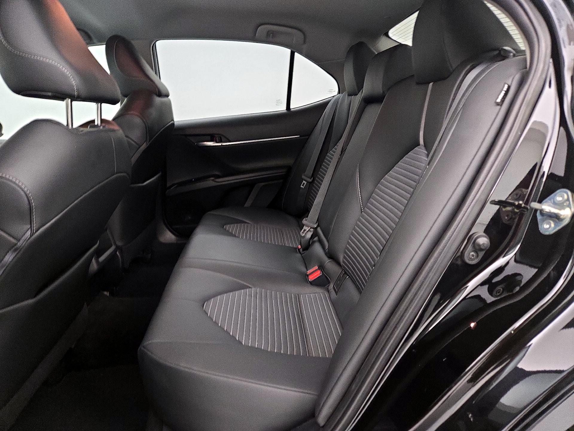 Thumbnail: 2020 Toyota Camry - 19