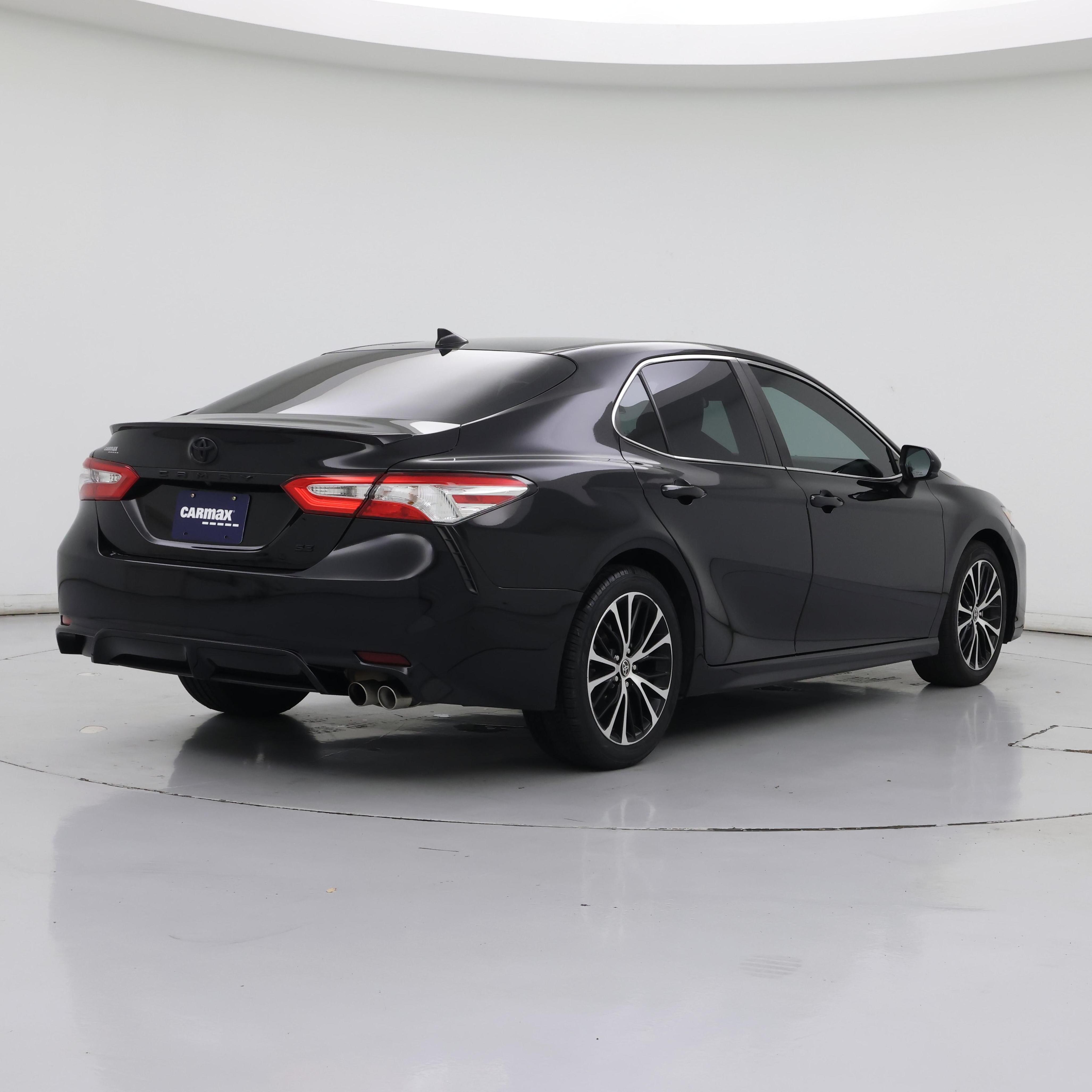 Thumbnail: 2020 Toyota Camry - 8