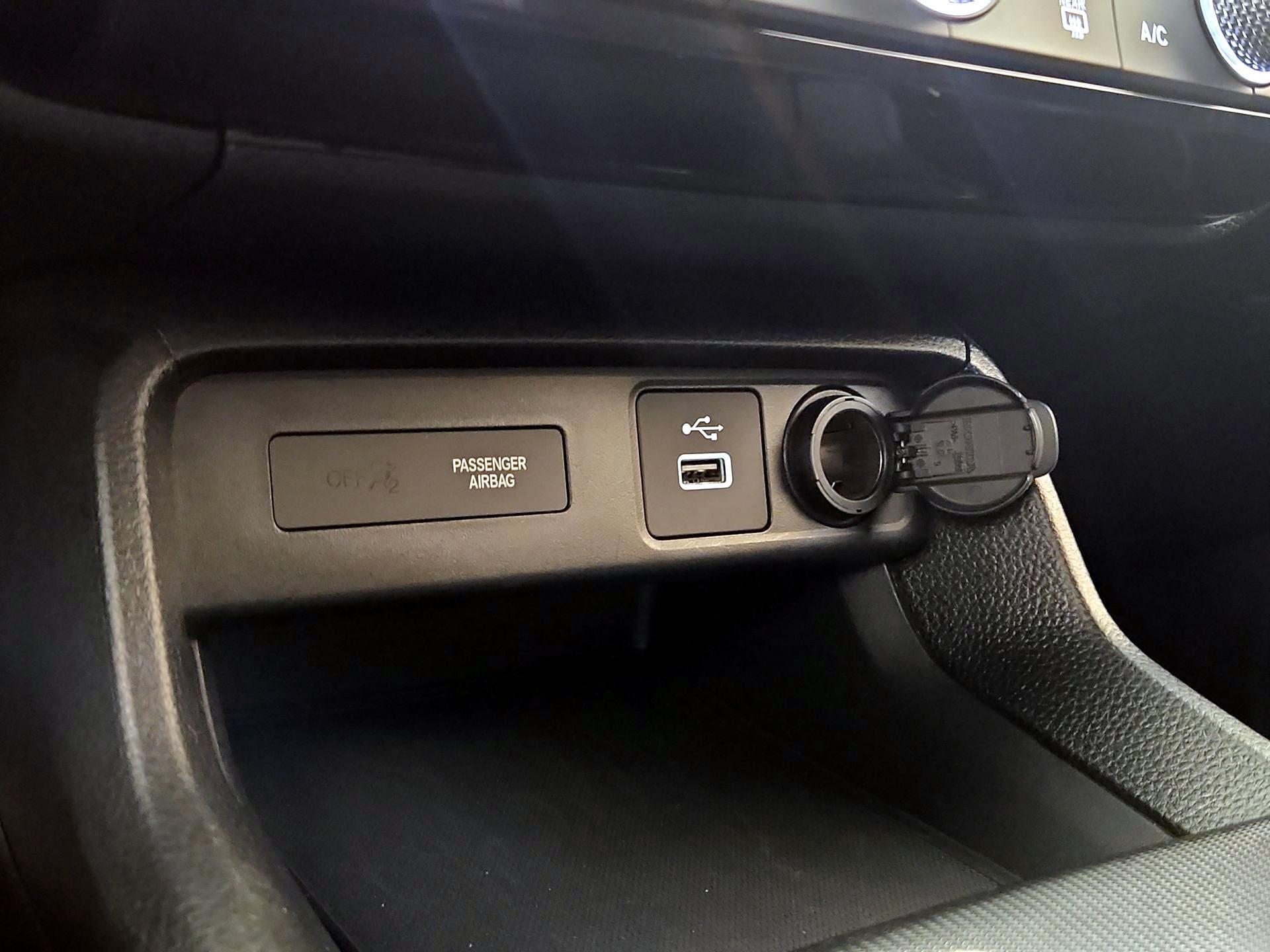 Thumbnail: 2023 Honda Civic - 18