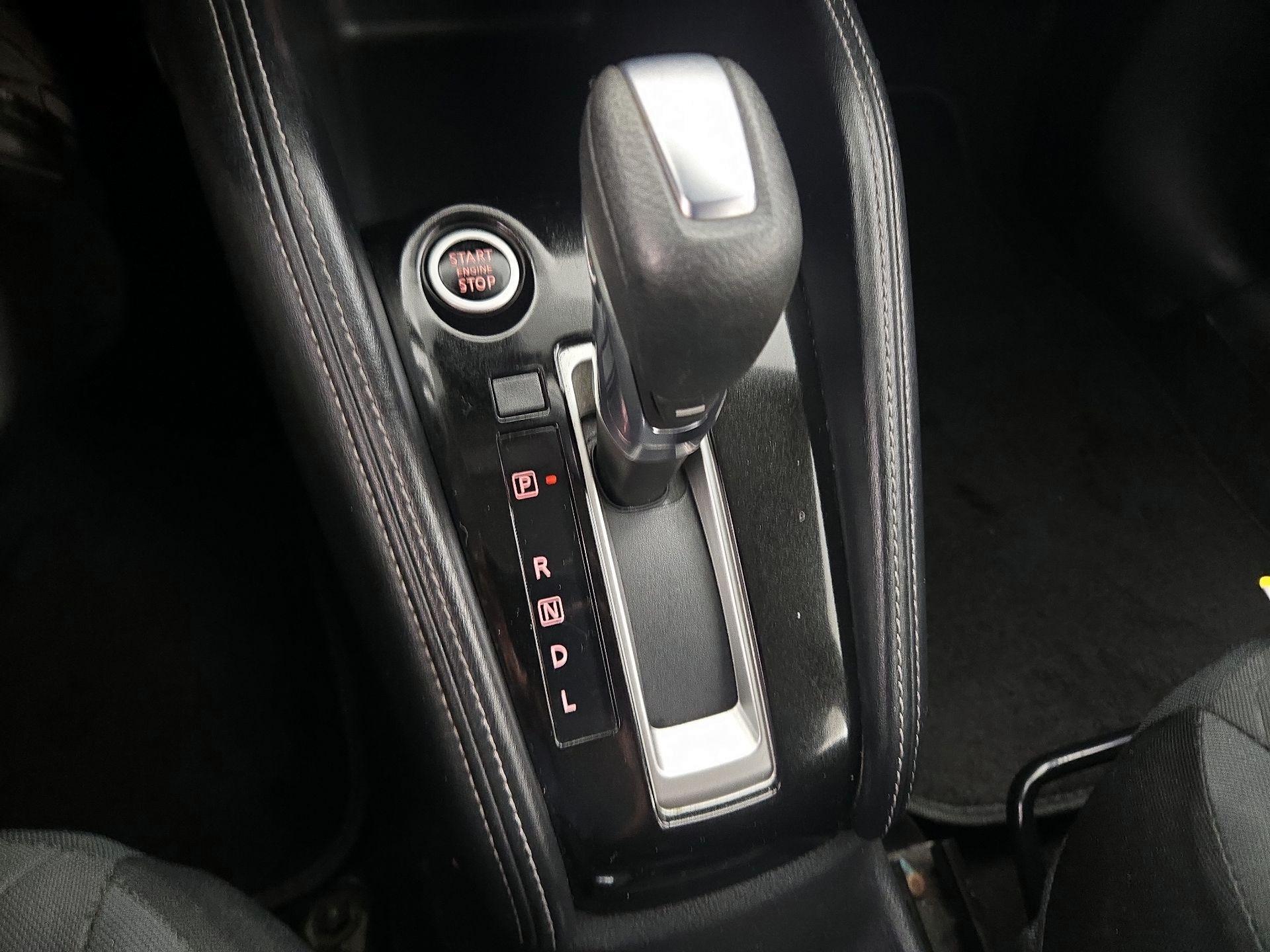 Thumbnail: 2020 Nissan Kicks - 16