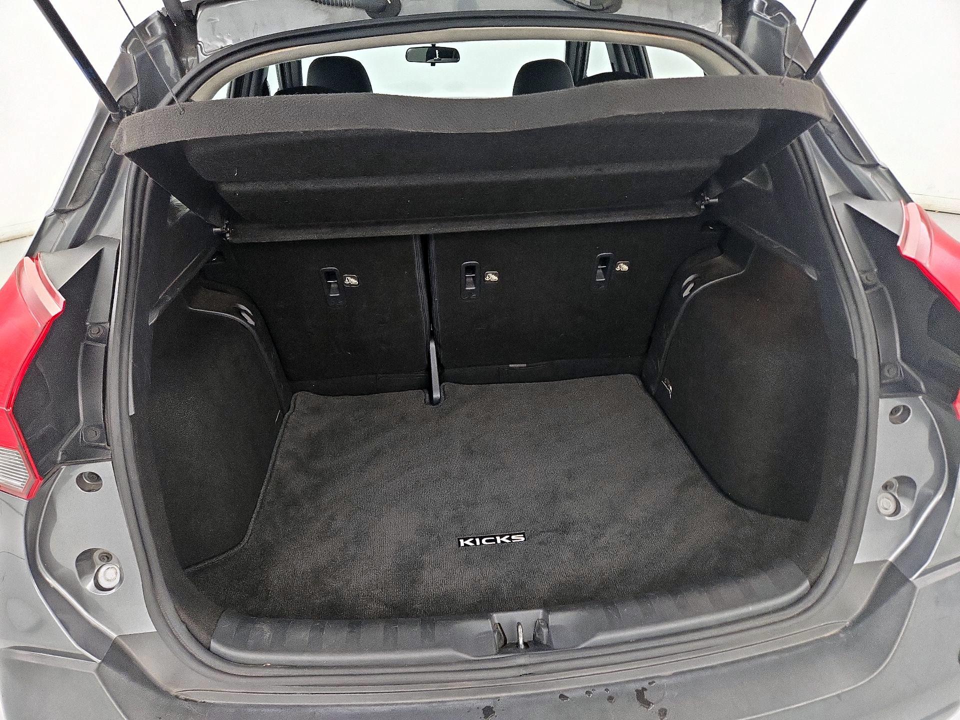 Thumbnail: 2020 Nissan Kicks - 19