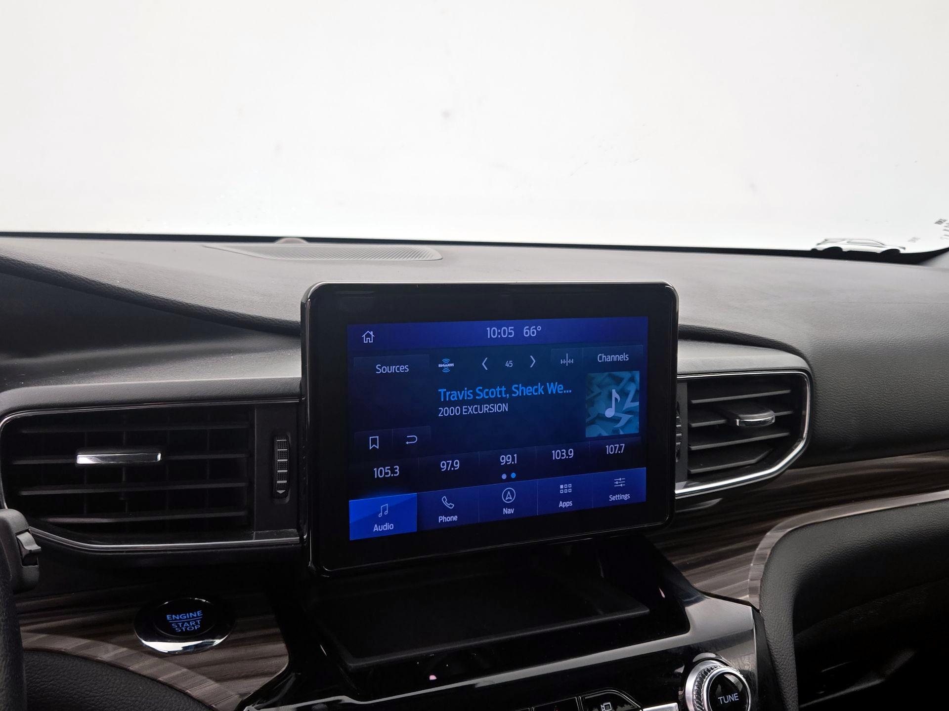 Thumbnail: 2023 Ford Explorer - 16