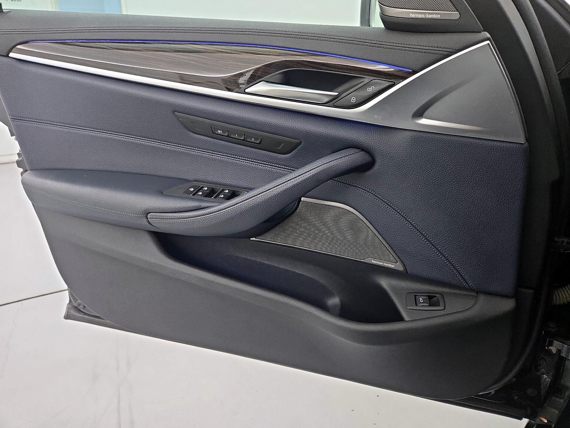 Thumbnail: 2020 BMW 5 Series - 12