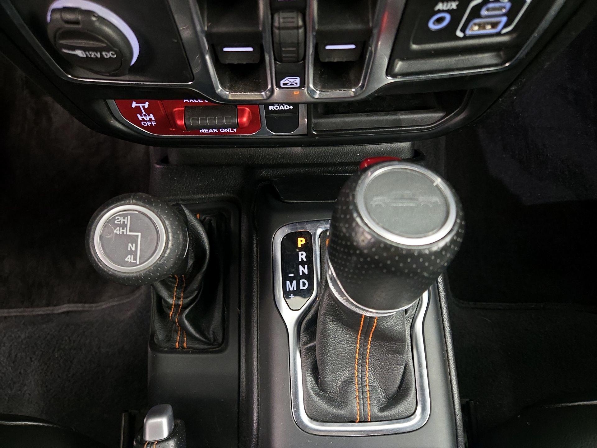 Thumbnail: 2021 Jeep Gladiator - 18